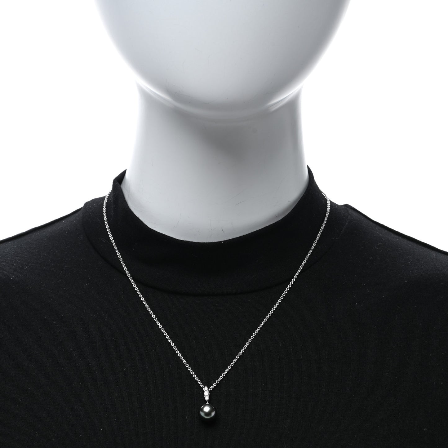 18K White Gold Diamond Black South Sea Pearl 9.5mm Pendant Necklace