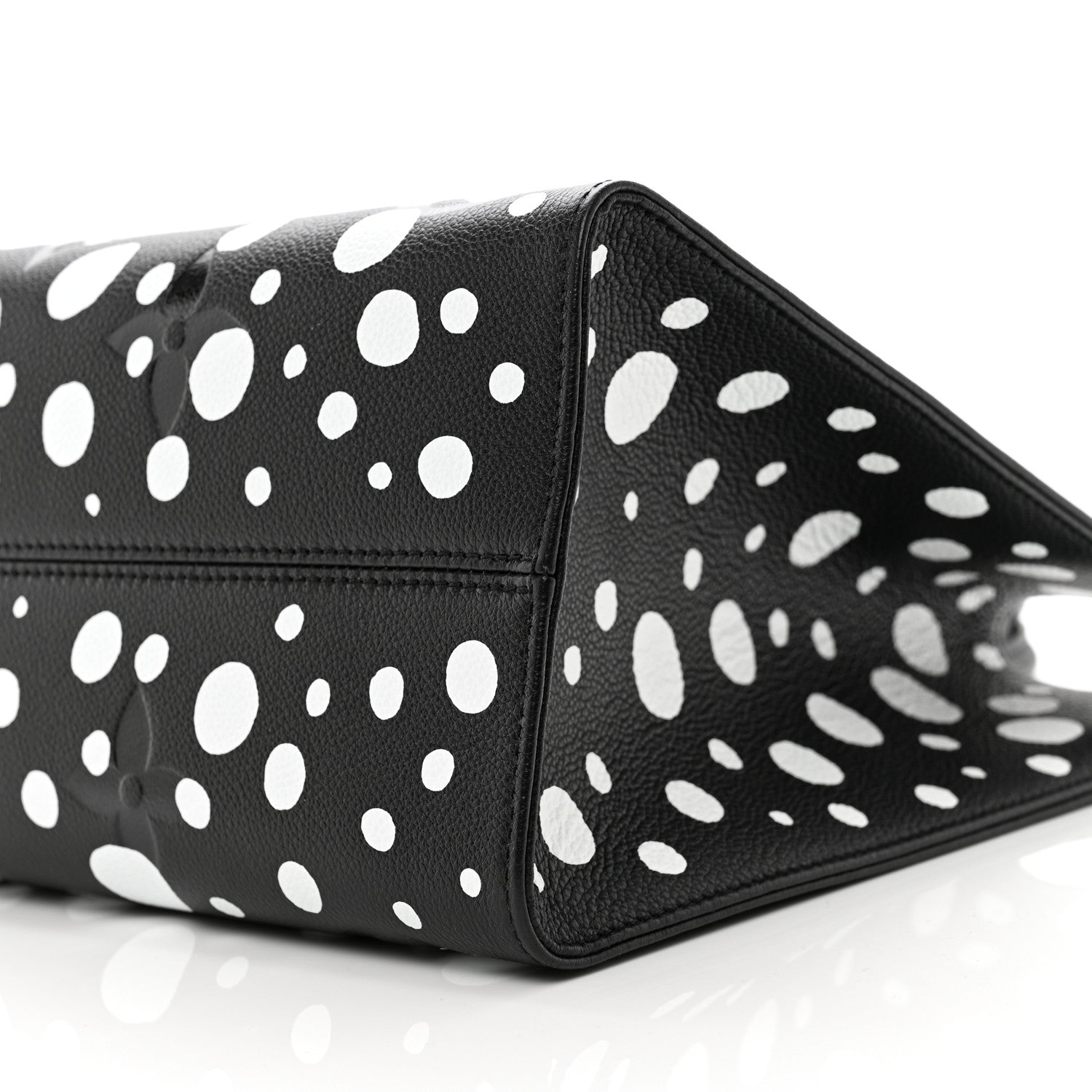 Louis Vuitton LV X YK Empreinte Monogram Giant Onthego MM Black 9 of 9