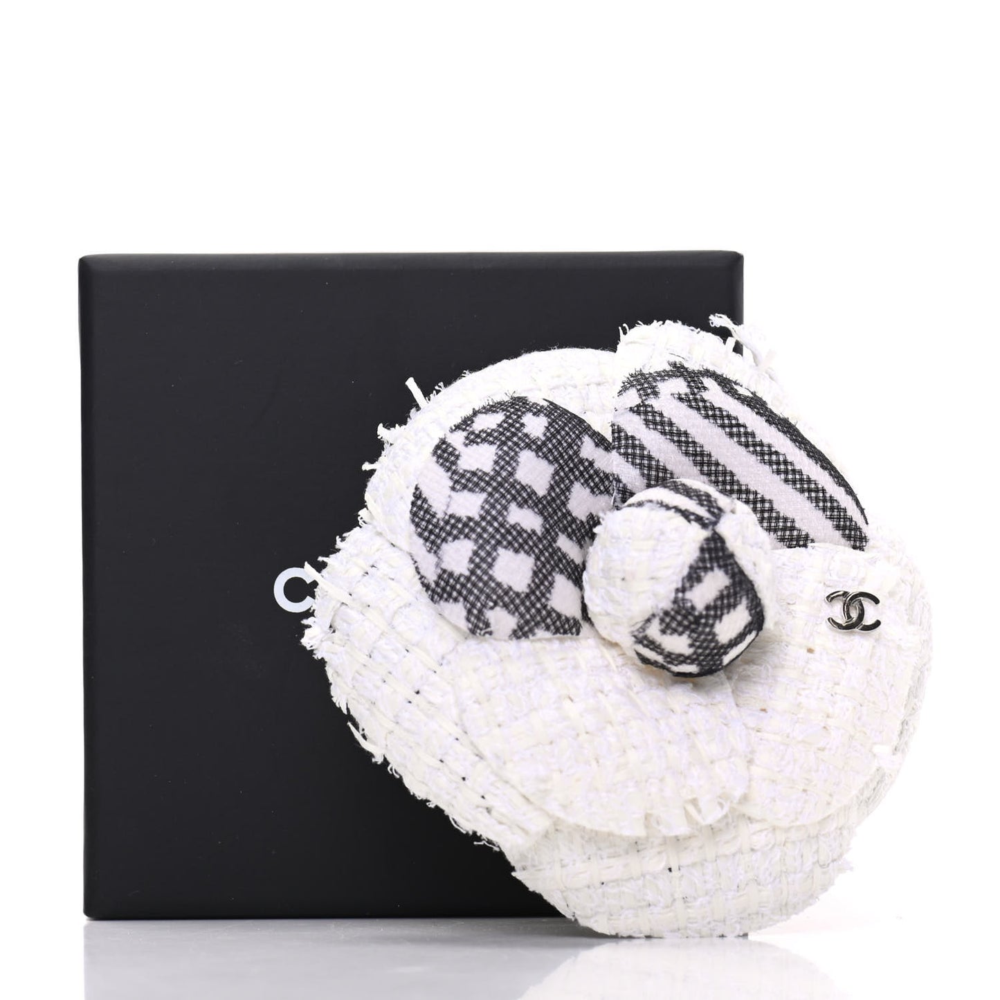 Fantasy Tweed Camellia Pin Brooch Ivory
