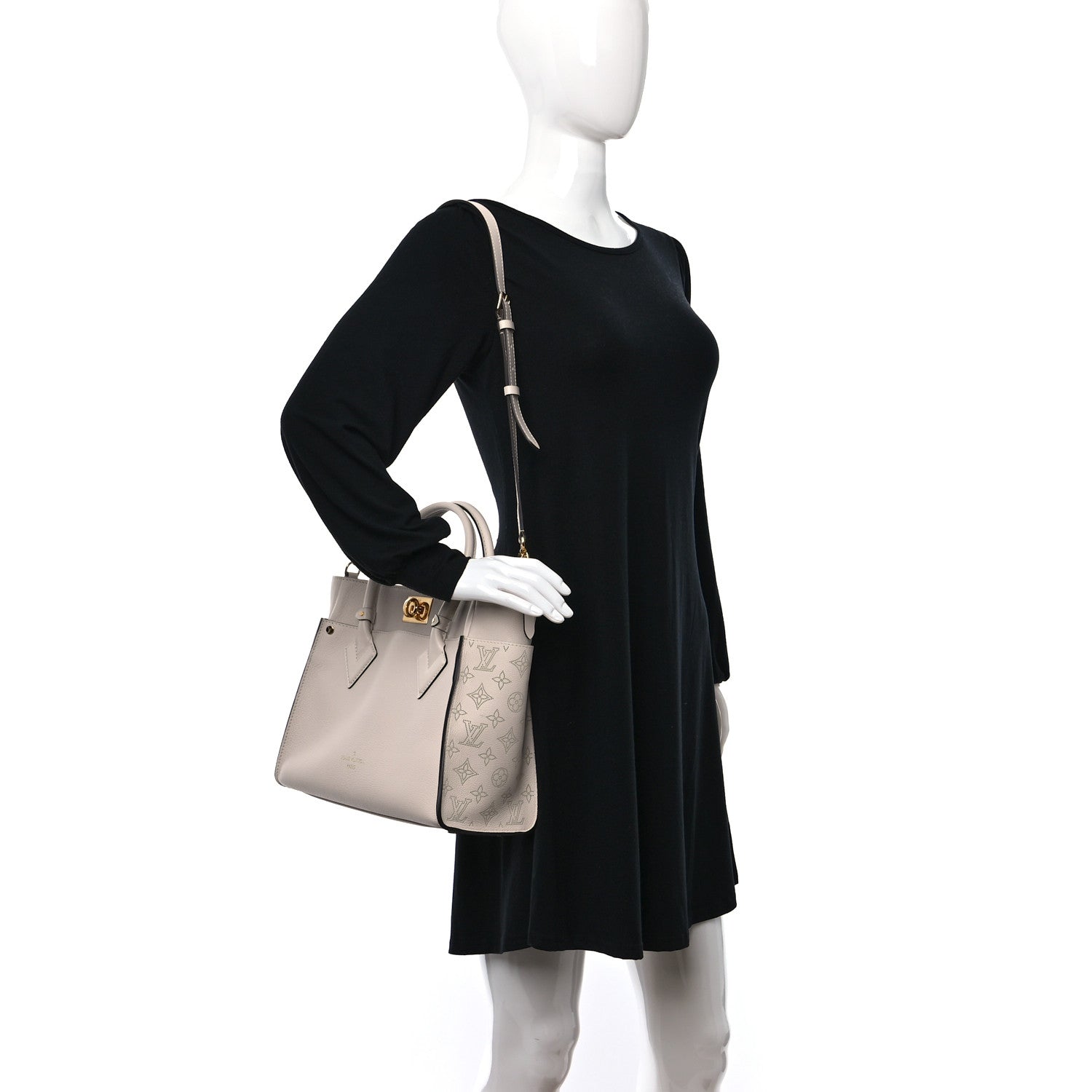 Louis Vuitton Mahina On My Side Greige 3 of 8