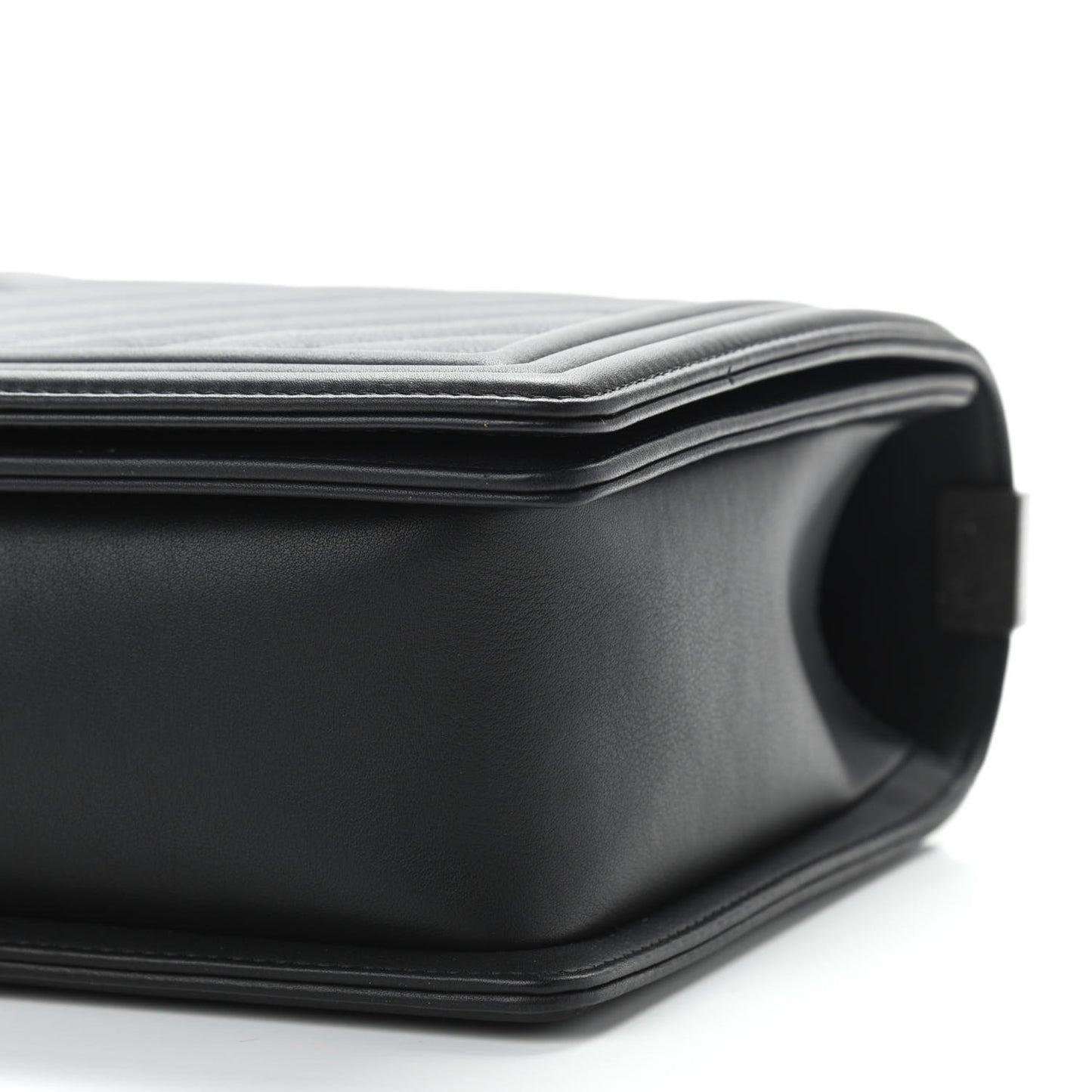 Calfskin Chevron Quilted Medium Boy Flap Black
