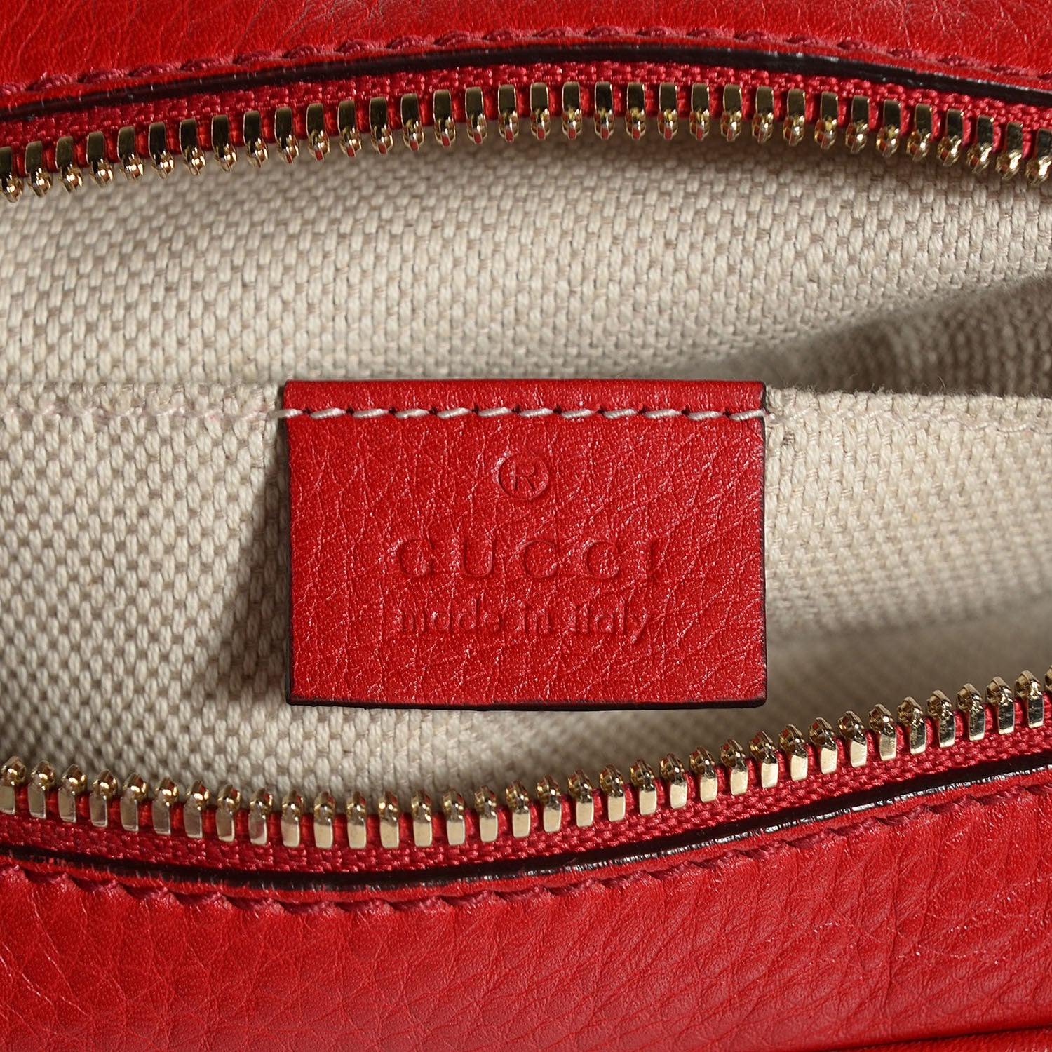 Gucci Pebbled Calfskin Small Soho Disco Bag Vibrant Red 6 of 9