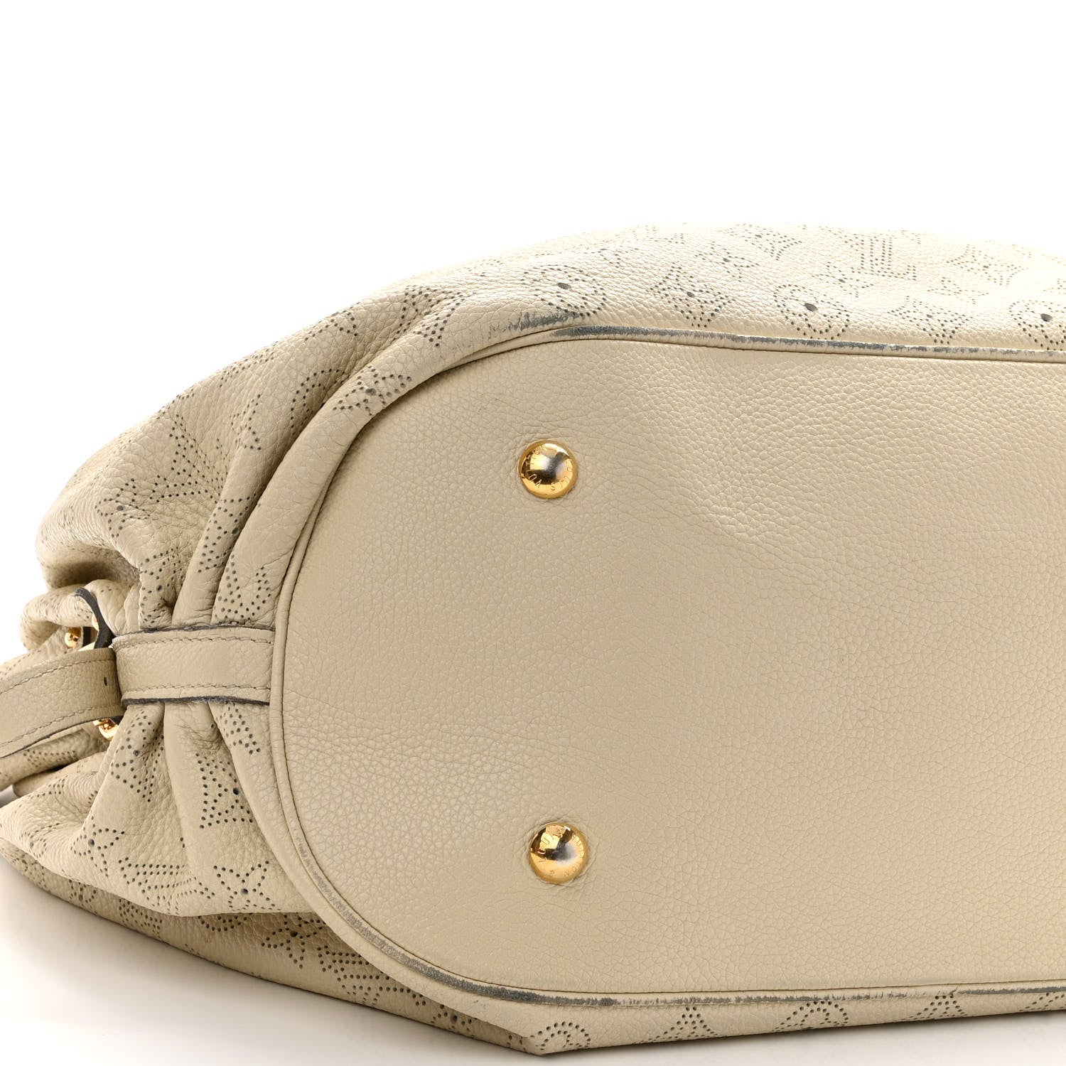 Louis Vuitton Mahina XL Sable 8 of 13