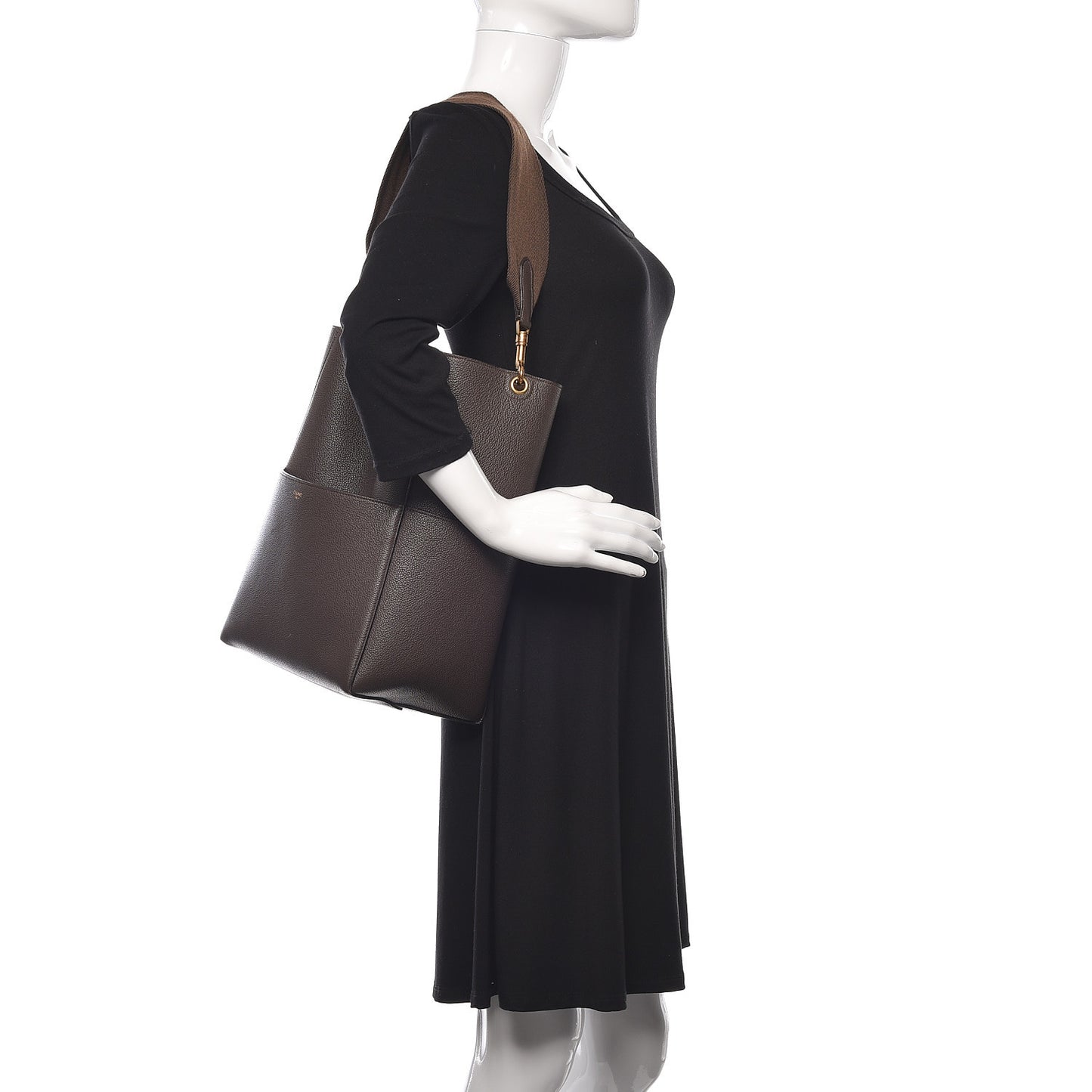 Soft Grained Calfskin Sangle Bucket Bag Ecorce