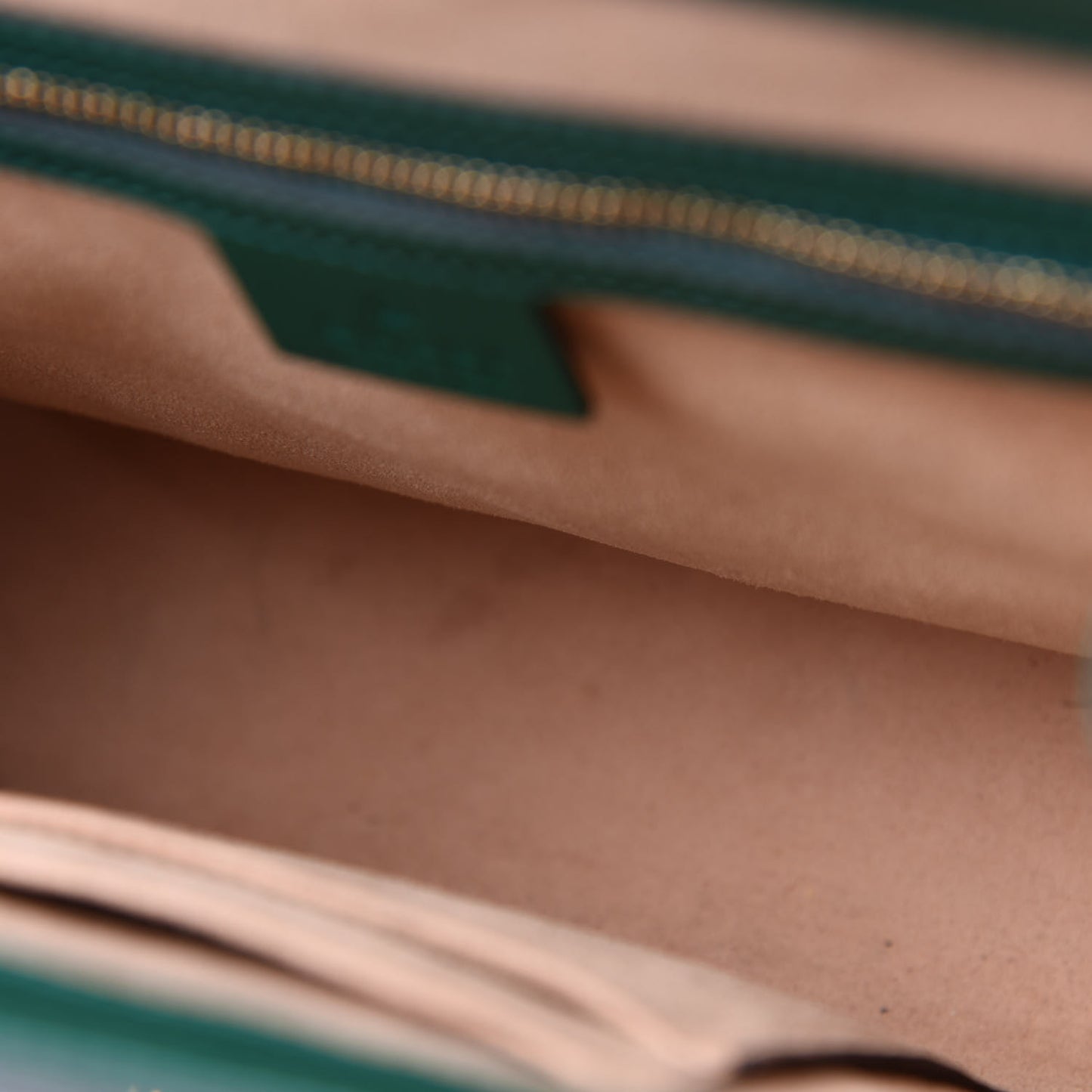 Guccissima Signature Medium Padlock Top Handle Bag Emerald