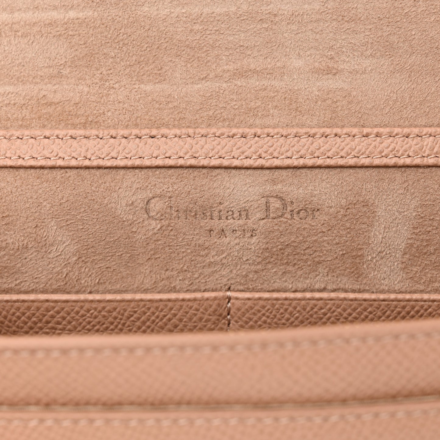 Calfskin 30 Montaigne 2 in 1 Pouch Beige