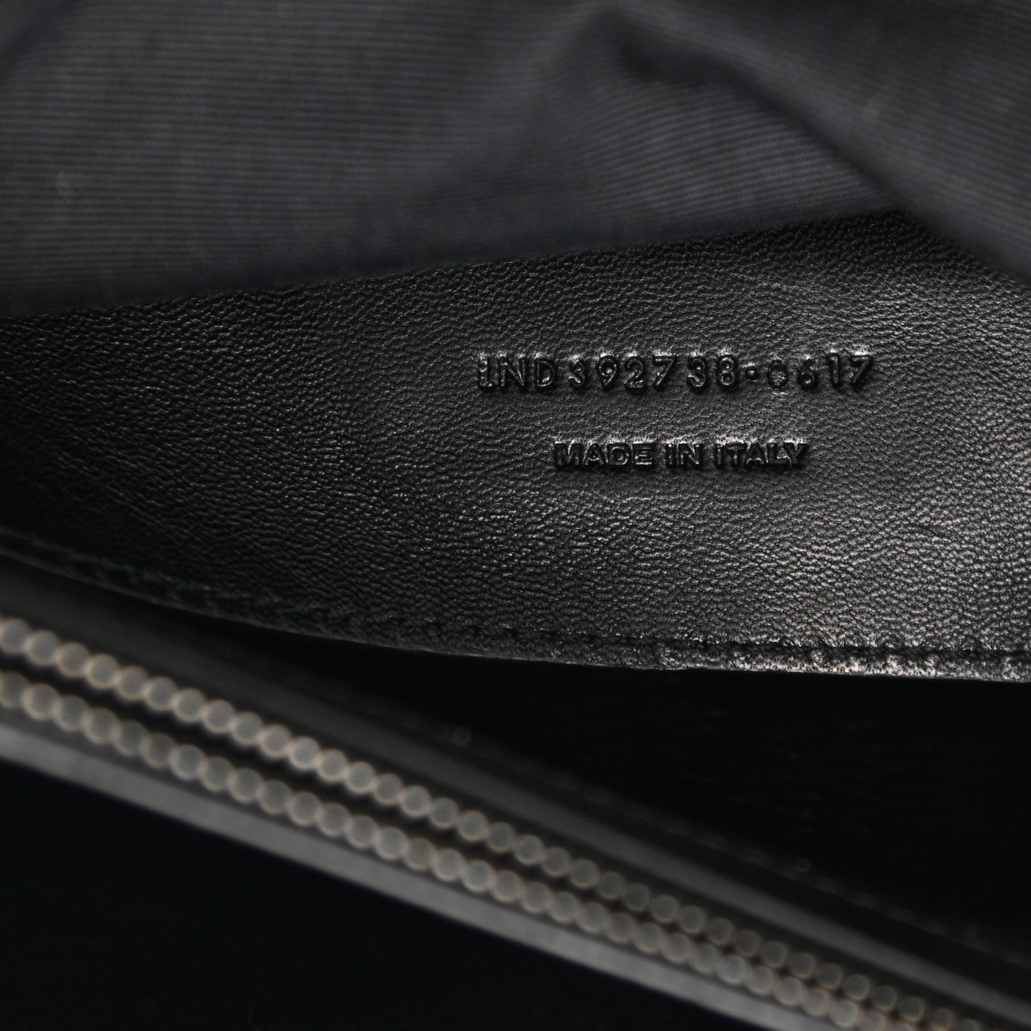 Saint Laurent Cracked Shiny Calfskin Matelasse Chevron Monogram Large College Satchel Black 6 of 9