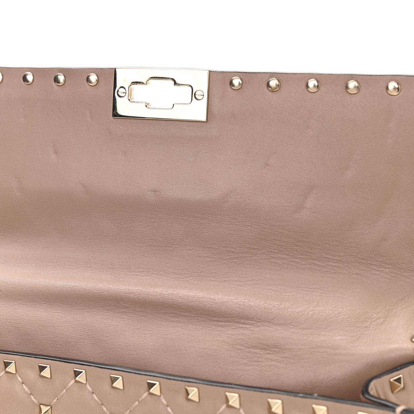 Lambskin Medium Rockstud Spike Shoulder Bag Poudre