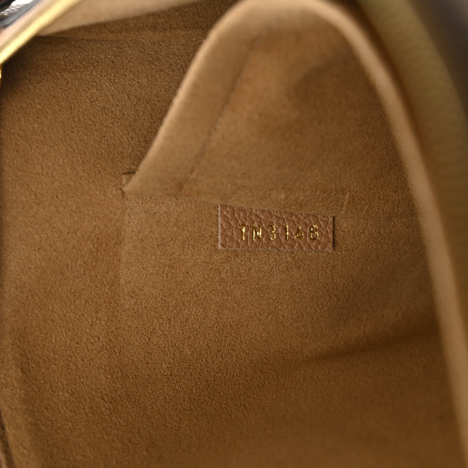 Louis Vuitton Monogram Daily Pouch Sesame 7 of 8