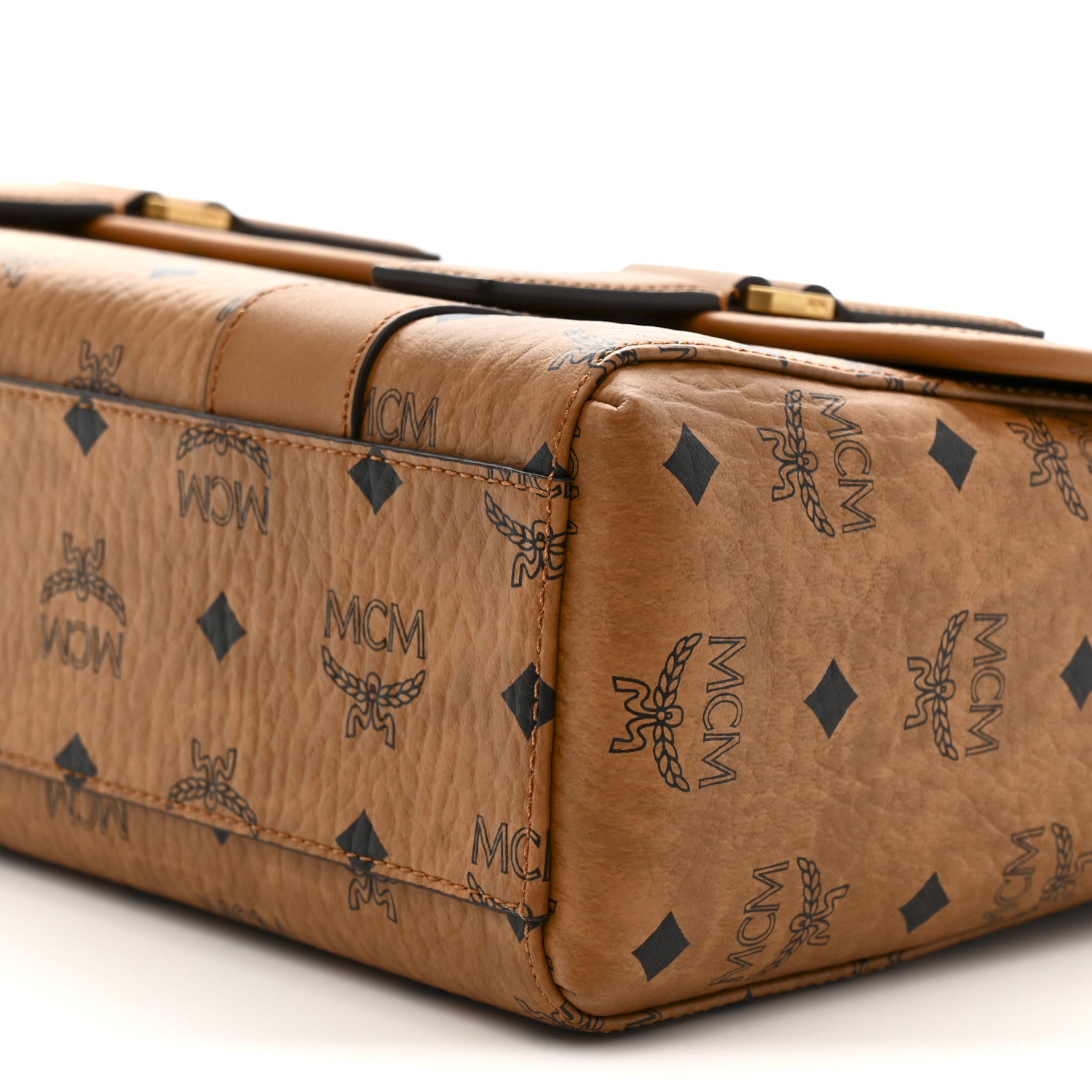 MCM Visetos Medium Aren Messenger Bag Cognac 1803508 – FASHIONPHILE