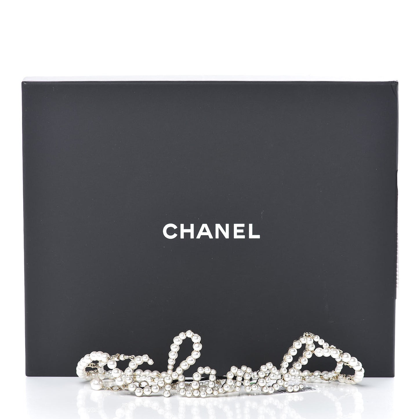Metal Glass Swirling Pearls Necklace Gold