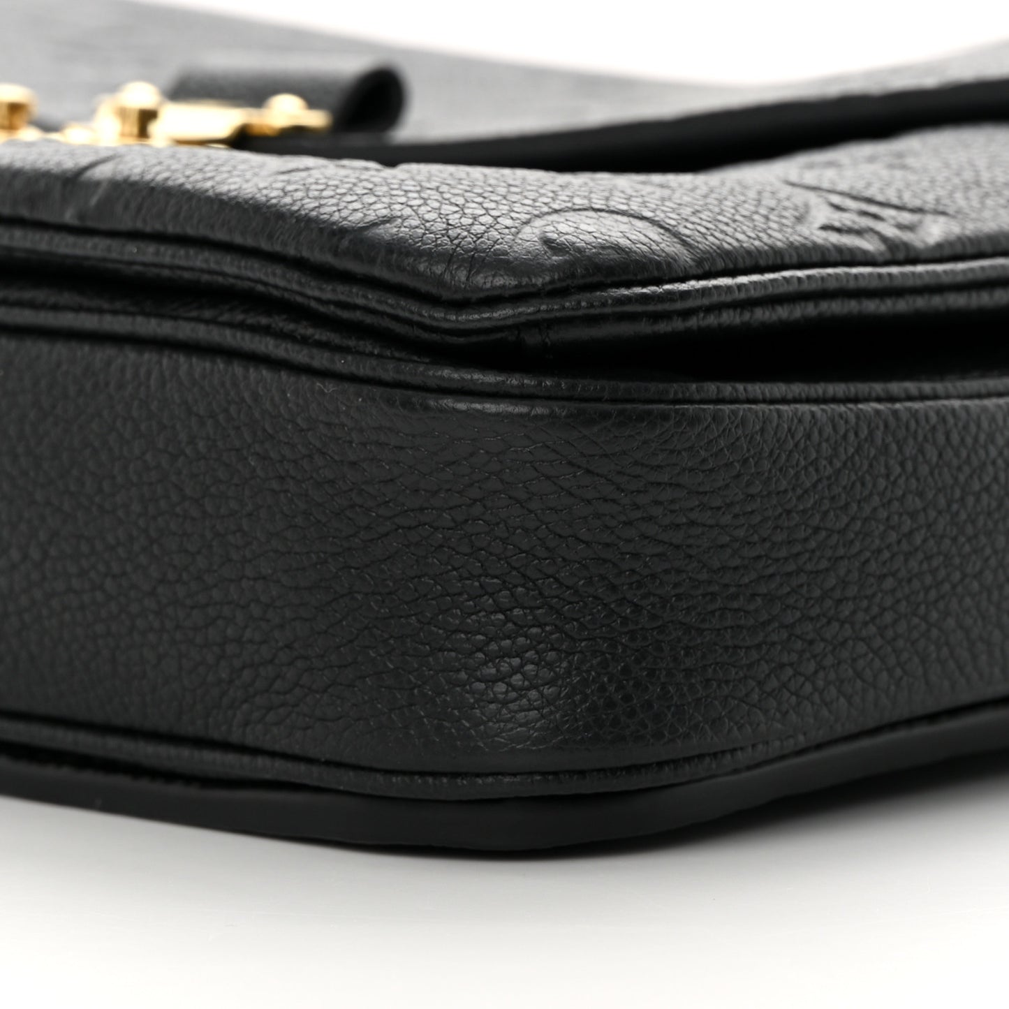 LOUIS VUITTON Empreinte Pochette Metis Black