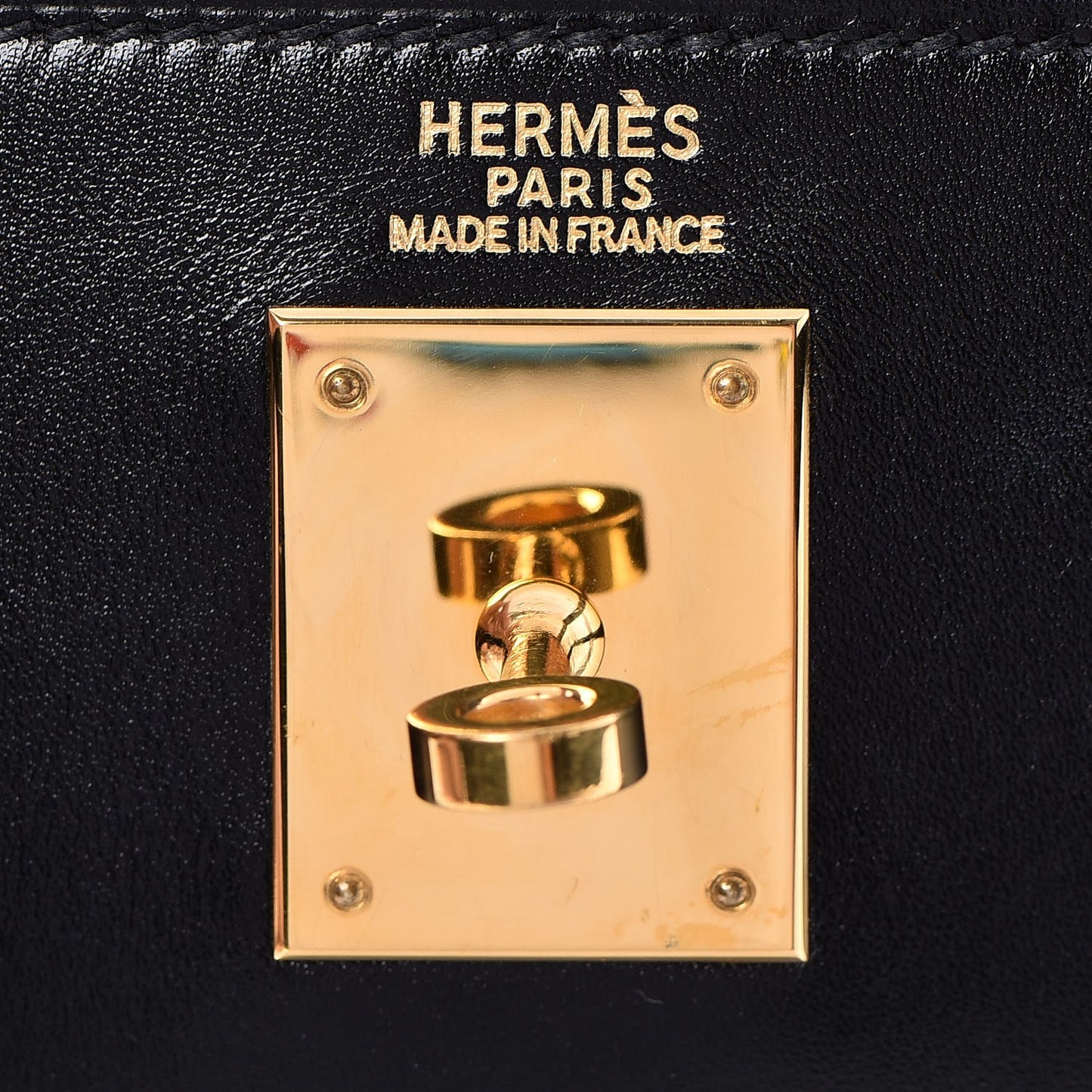 Box Kelly Retourne 32 Black