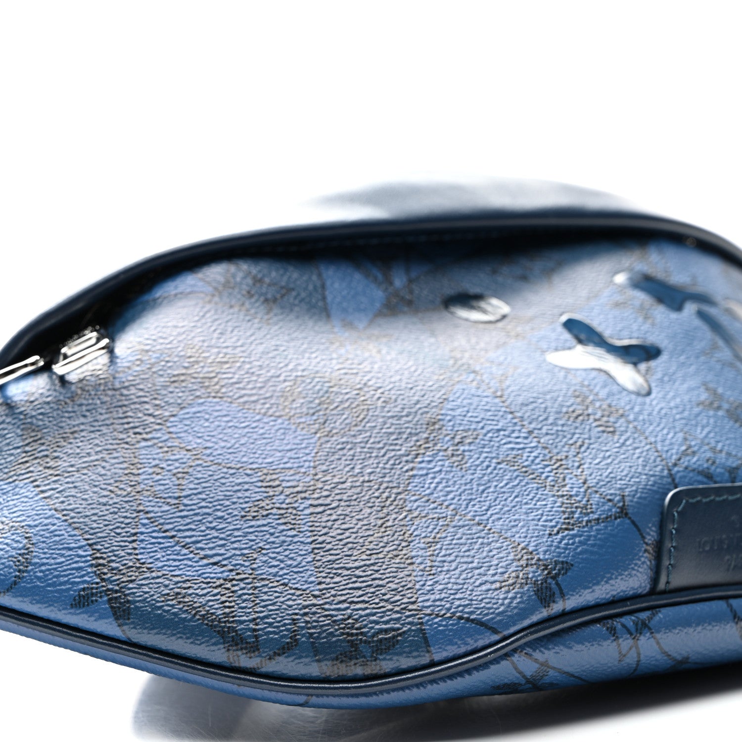 Louis Vuitton Monogram Aquagarden Discovery Bumbag Abyss Blue 8 of 9