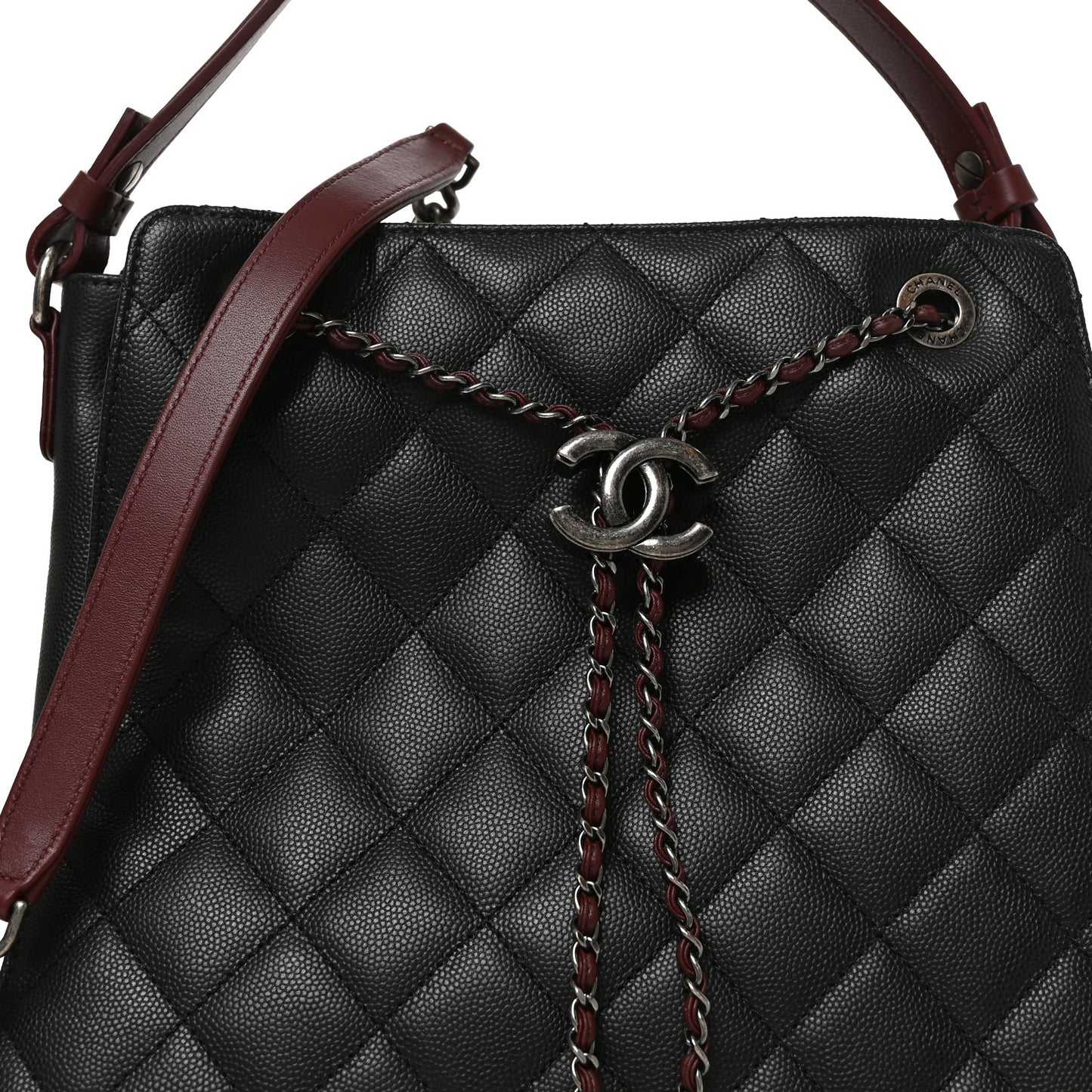 Caviar Quilted Medium CC Bucket Bag Black