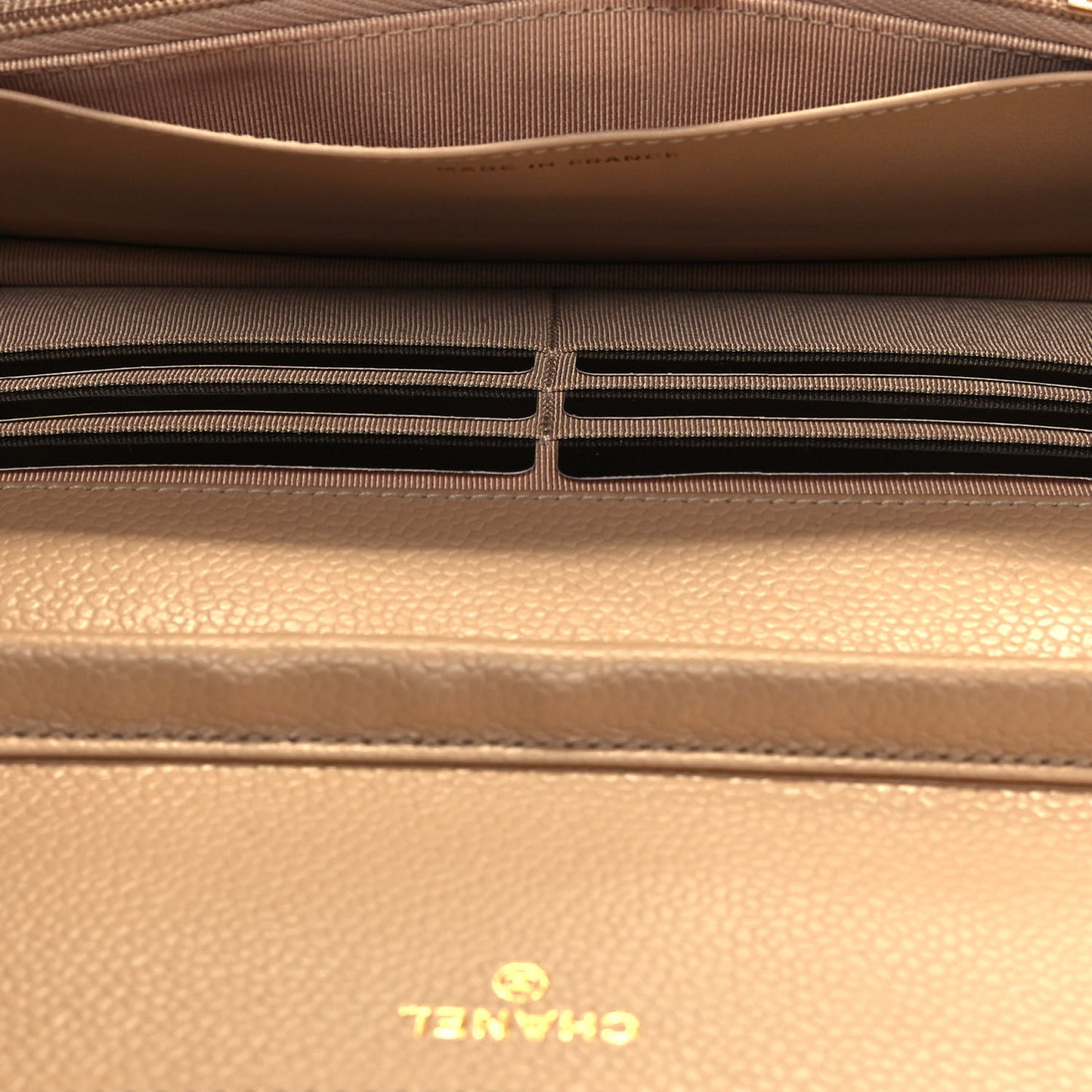 Caviar Quilted Wallet On Chain WOC Beige