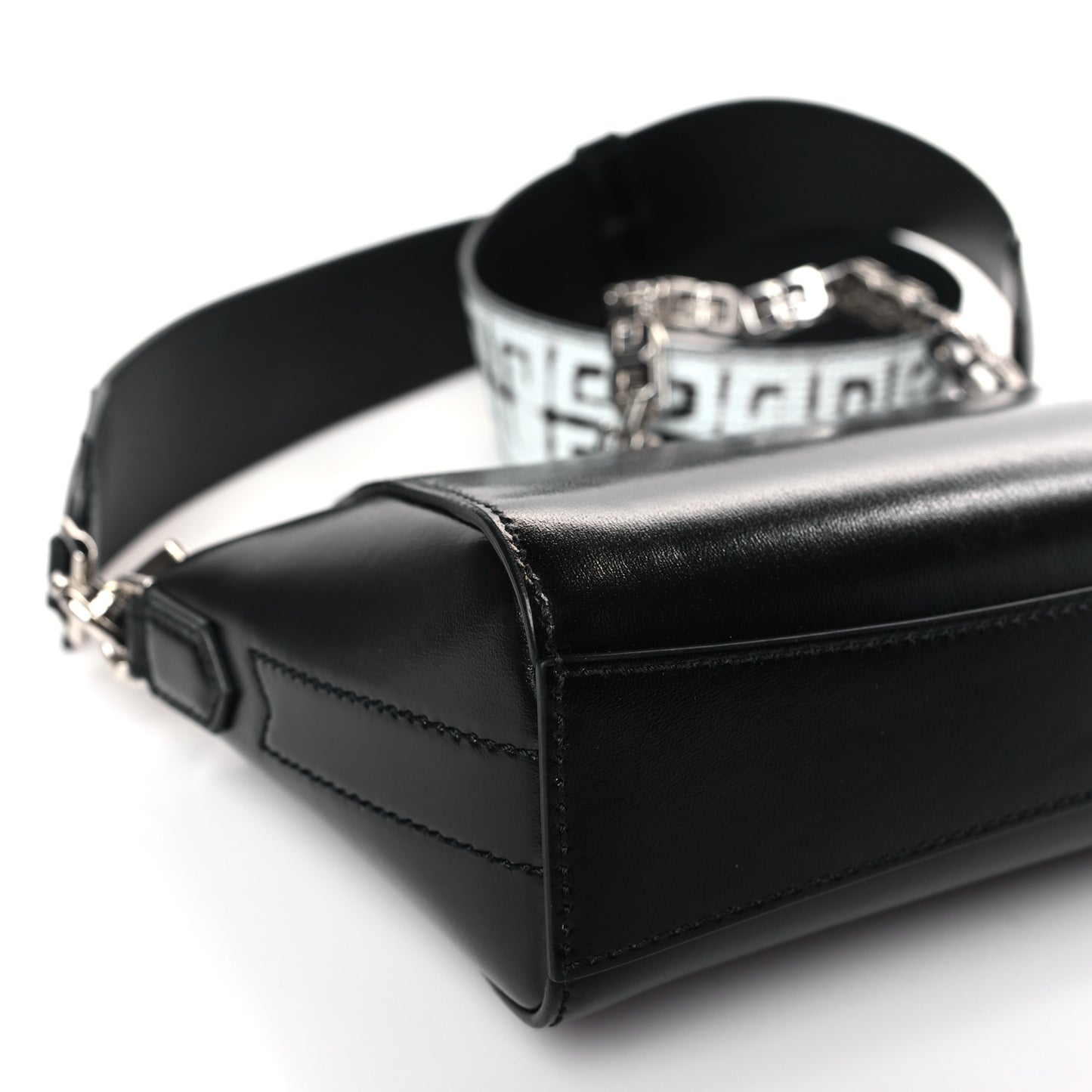 X CHITO Box Calfskin 4G Printed XS Graffiti Antigona Black White