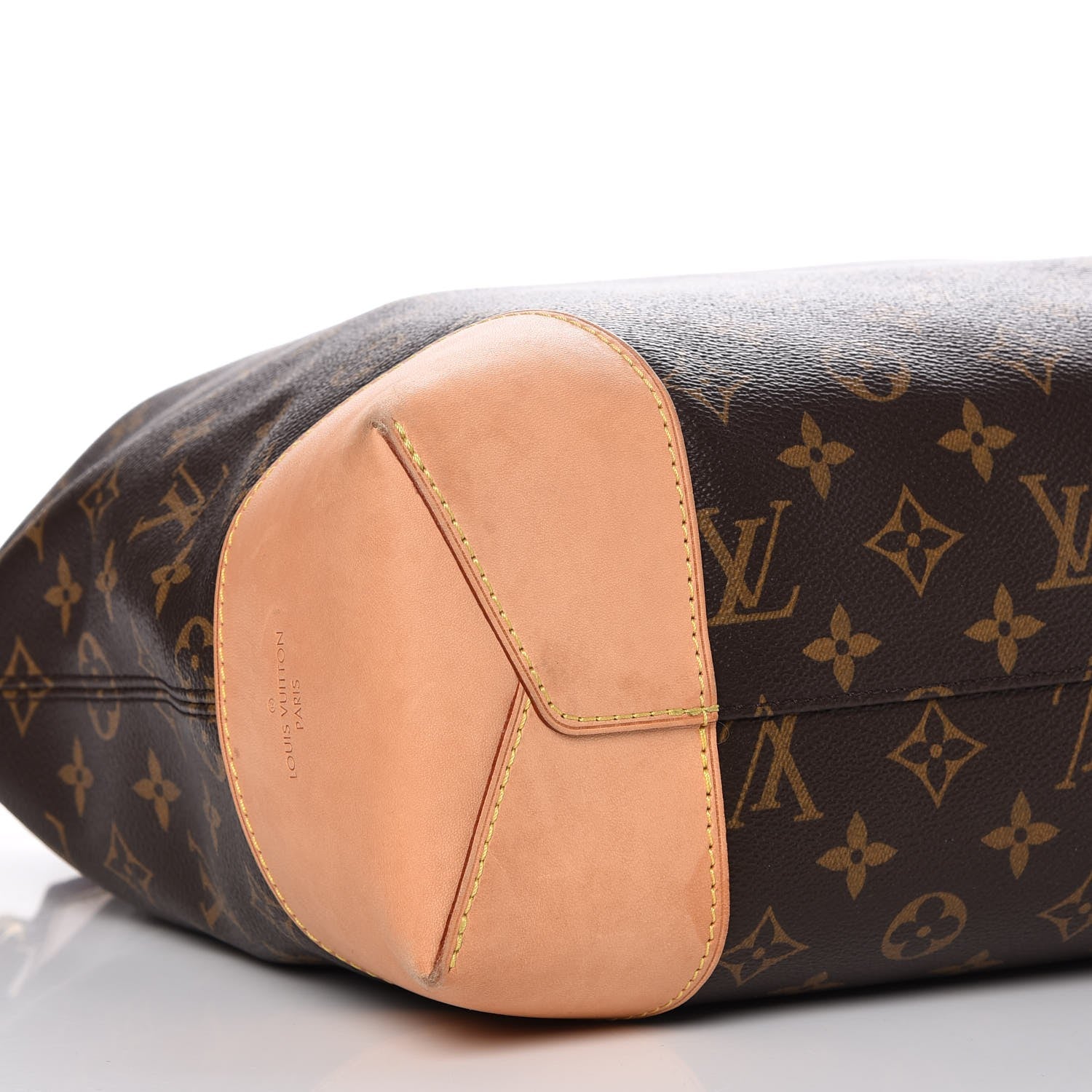 Louis Vuitton Monogram Berri MM 15 of 16