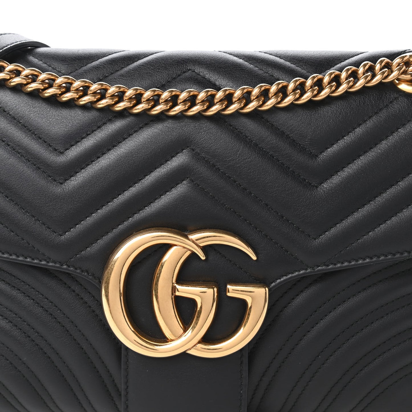 Calfskin Matelasse Medium GG Marmont Shoulder Bag Black