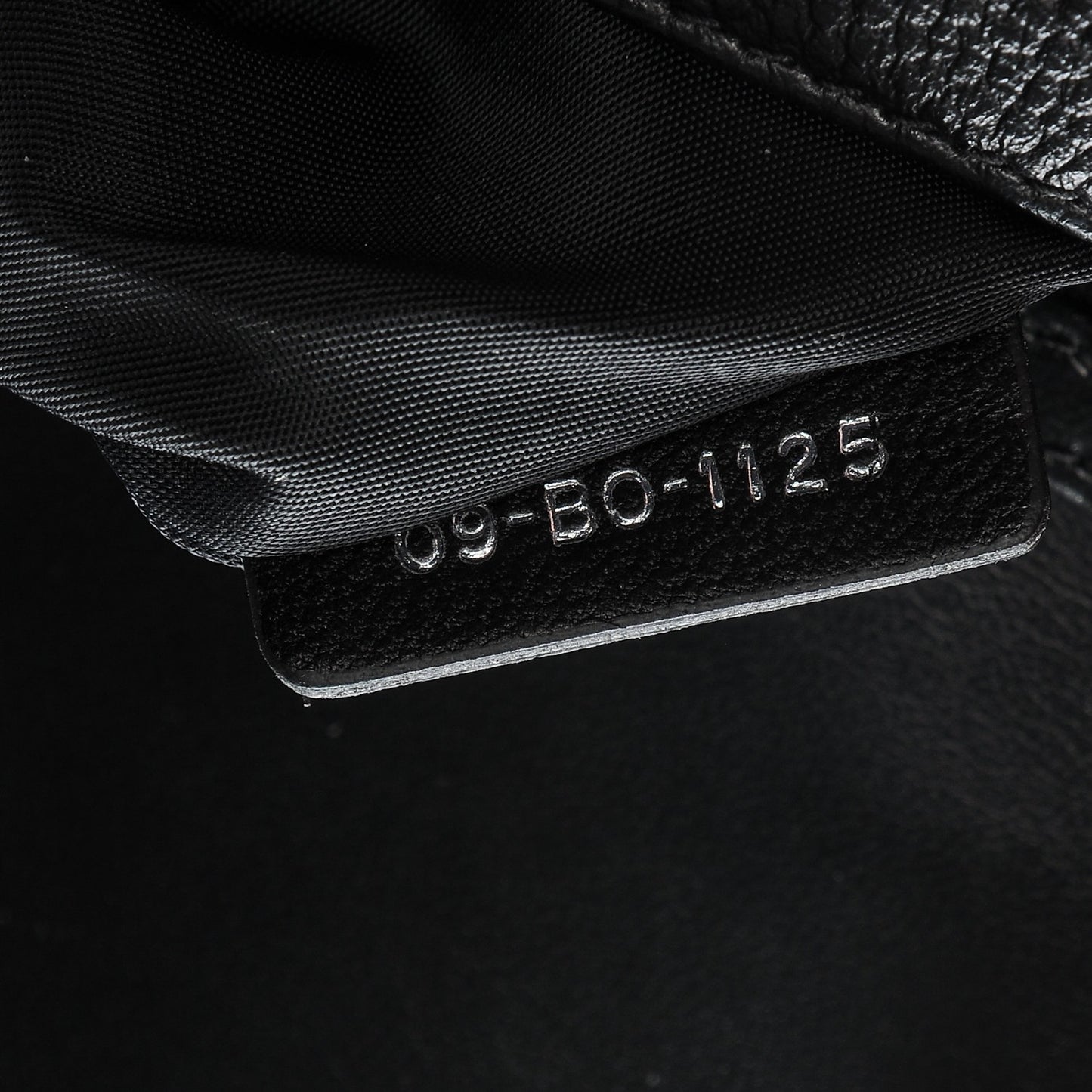 Grained Calfskin Diorama Wallet on Chain Pouch Black