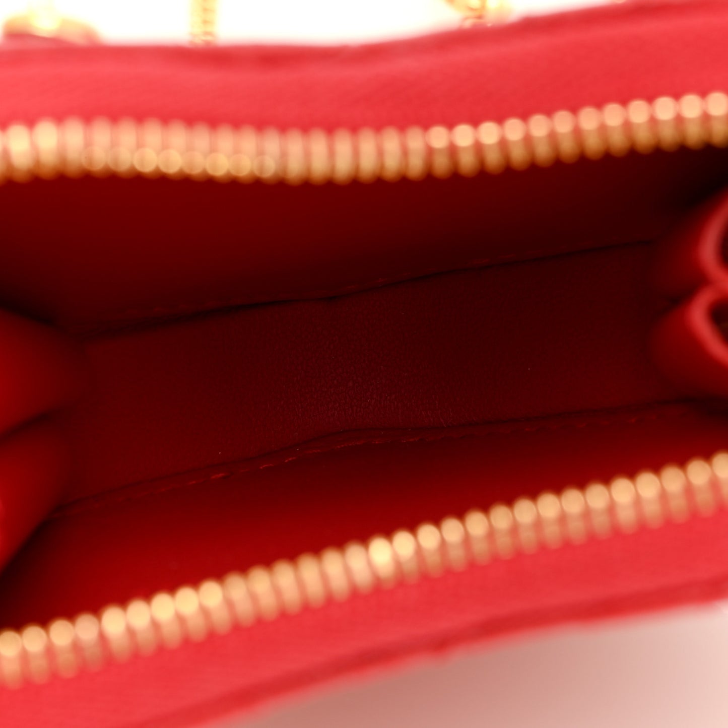 Calfskin Cannage Dioramour Caro Heart Pouch With Chain Bright Red