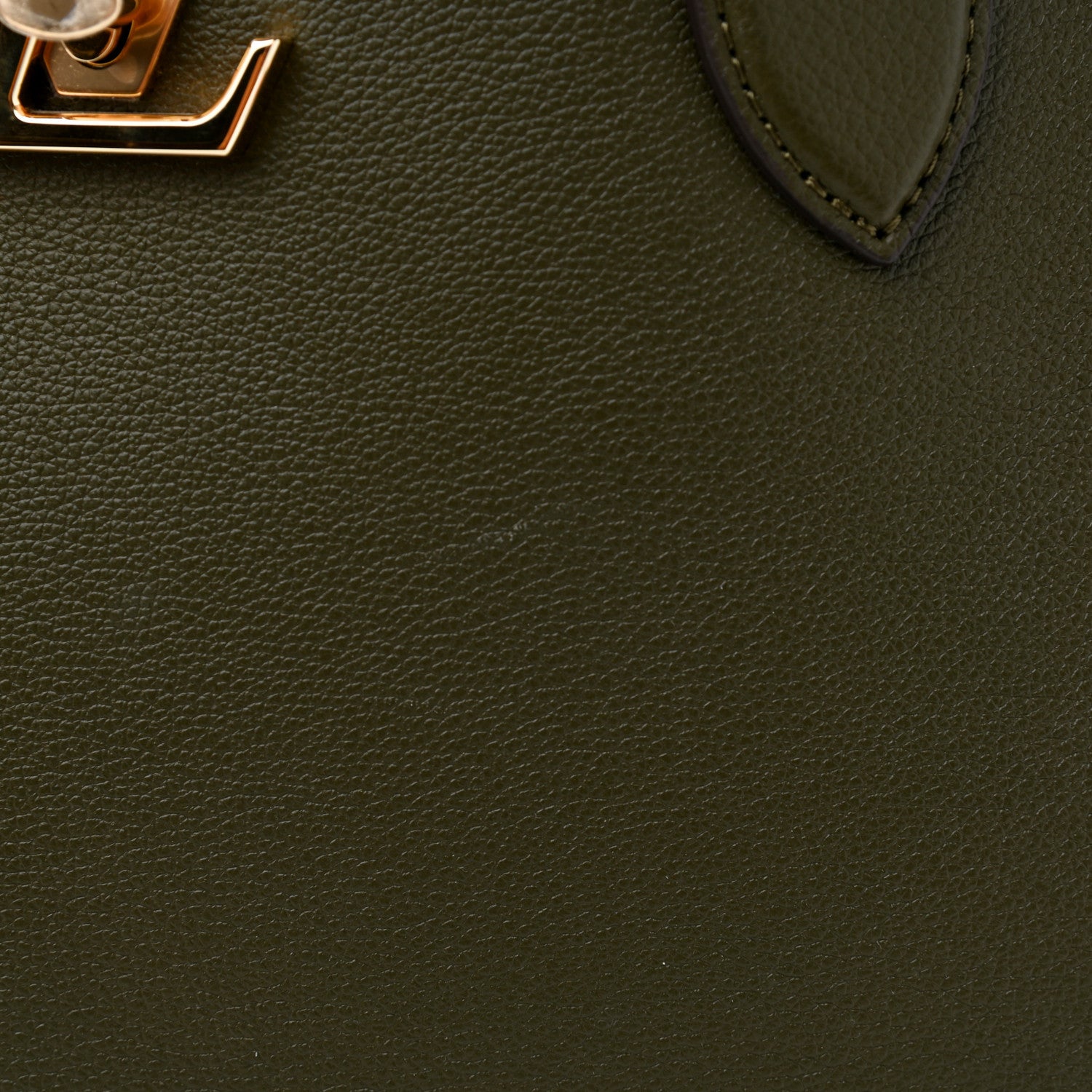Louis Vuitton Grained Calfskin Lockme Shopper Kaki 10 of 10