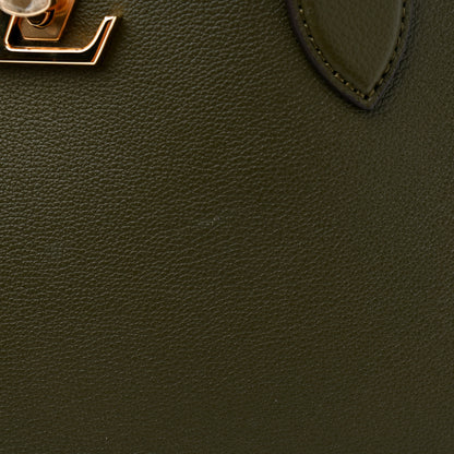 Louis Vuitton Grained Calfskin Lockme Shopper Kaki 10 of 10