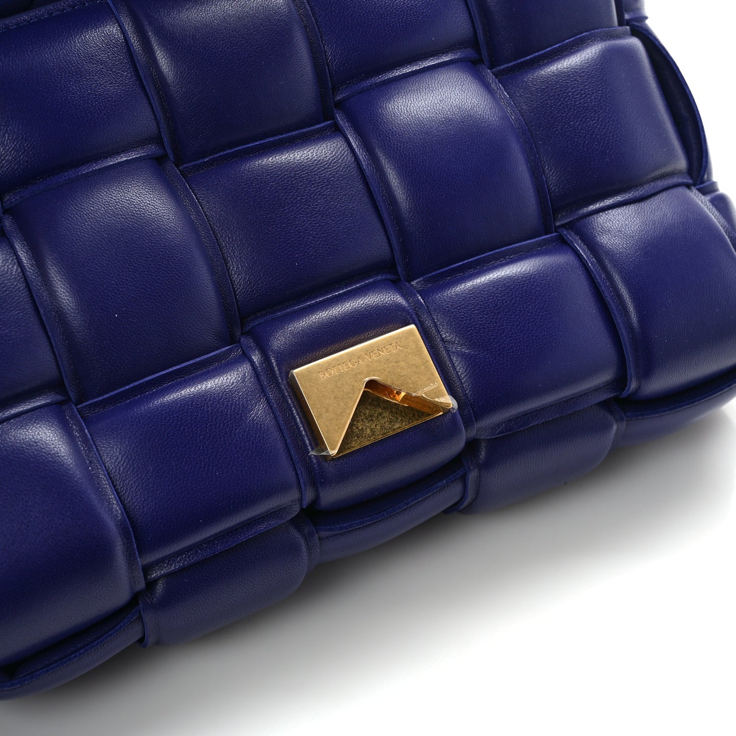 Lambskin Maxi Intrecciato Padded Chain Cassette Crossbody Bag Unicorn