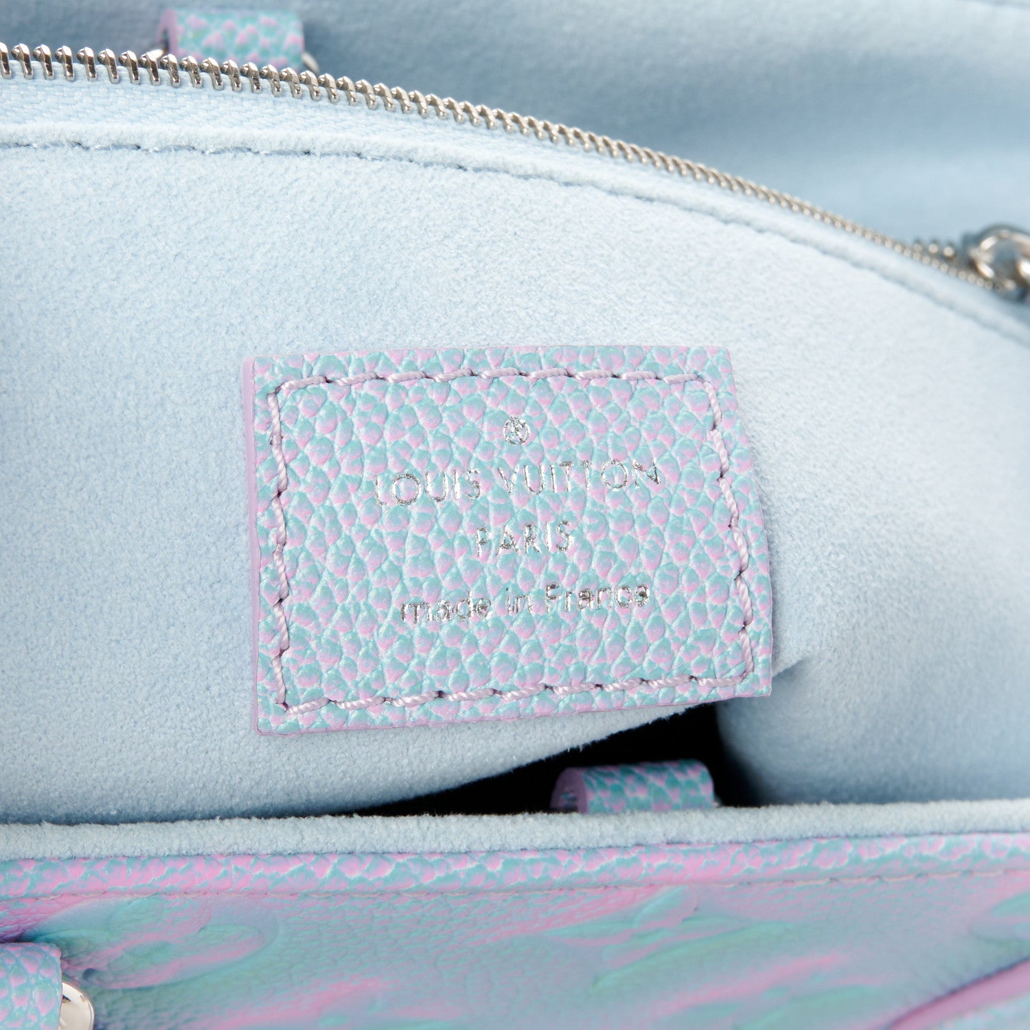 Louis Vuitton Empreinte Monogram Summer Stardust Onthego PM Lilas 6 of 10