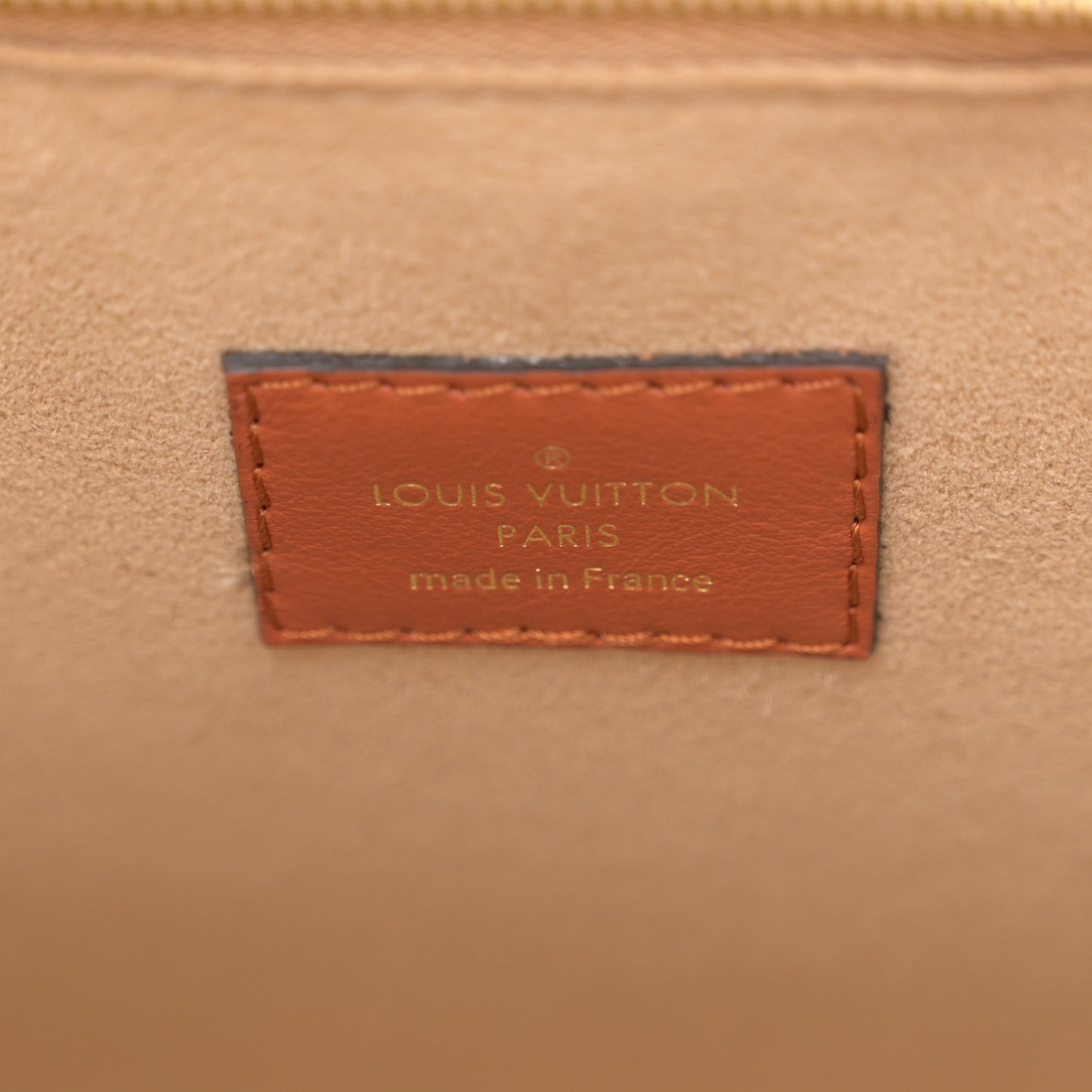 Calfskin Monogram Tufting On My Side Galet
