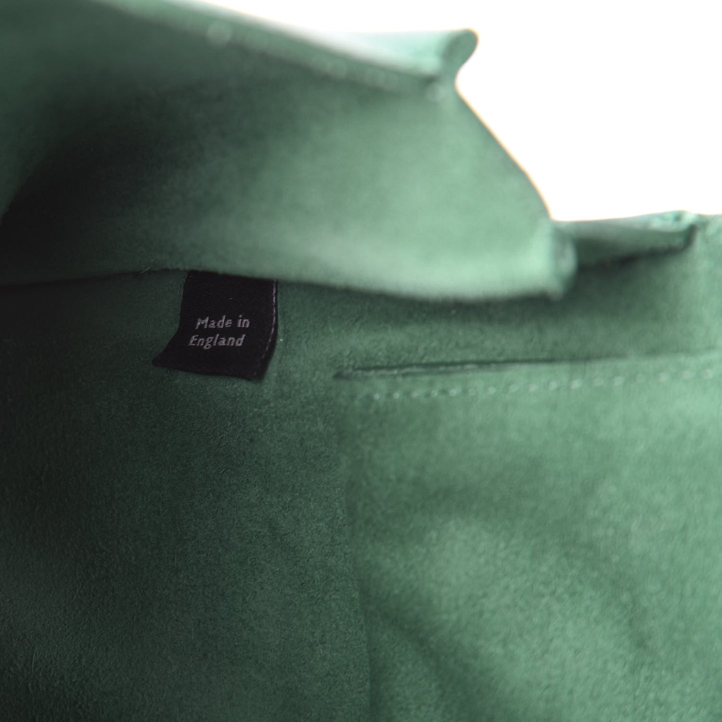 Classic Grain Calfskin Willow Clutch Emerald