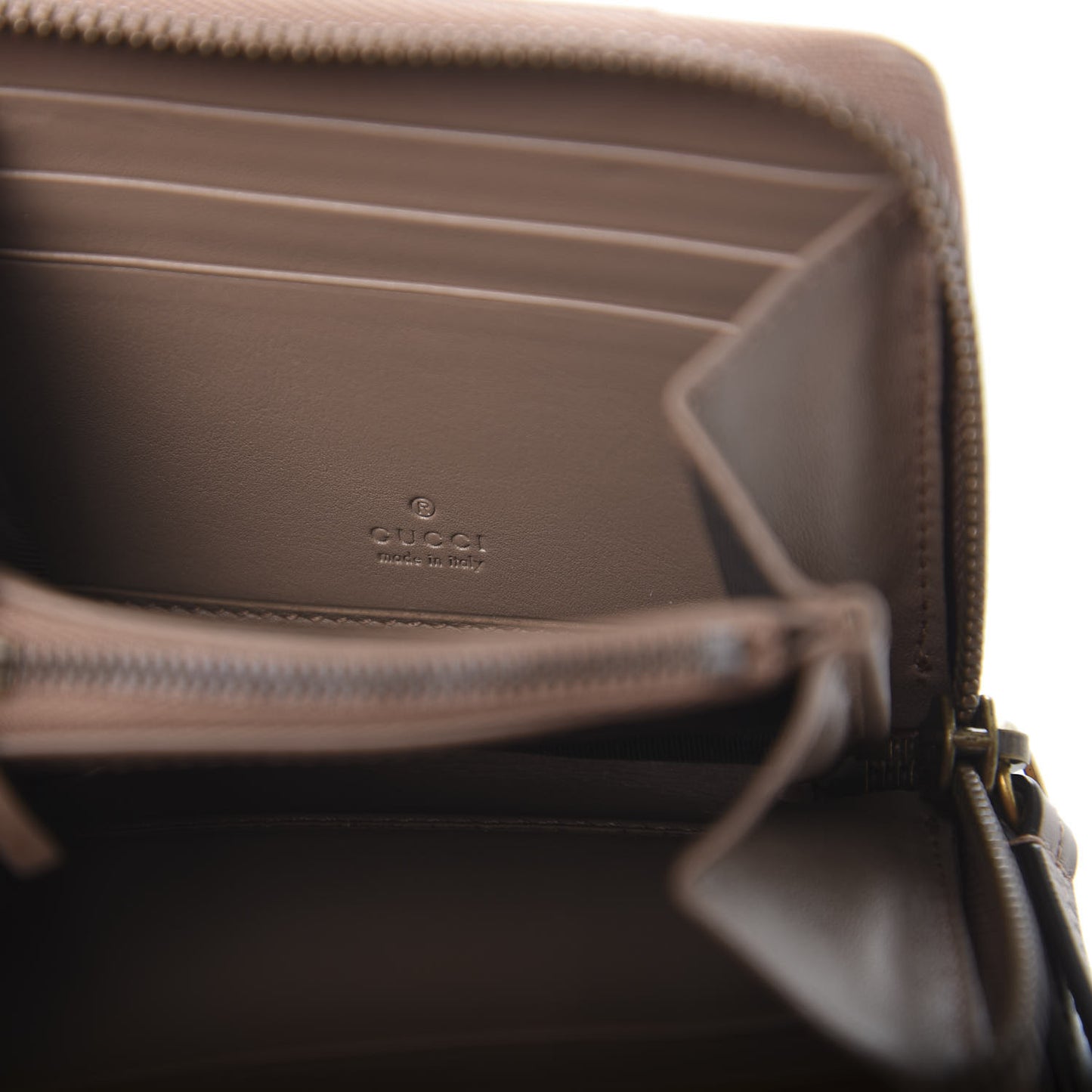 Calfskin Matelasse Small Marmont 2.0 Zip Wallet Porcelain Rose