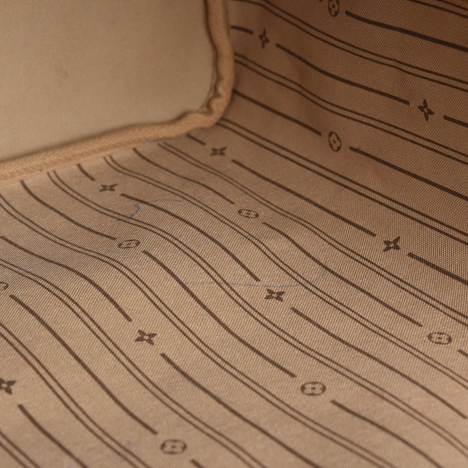 Louis Vuitton Monogram Neverfull GM 8 of 14