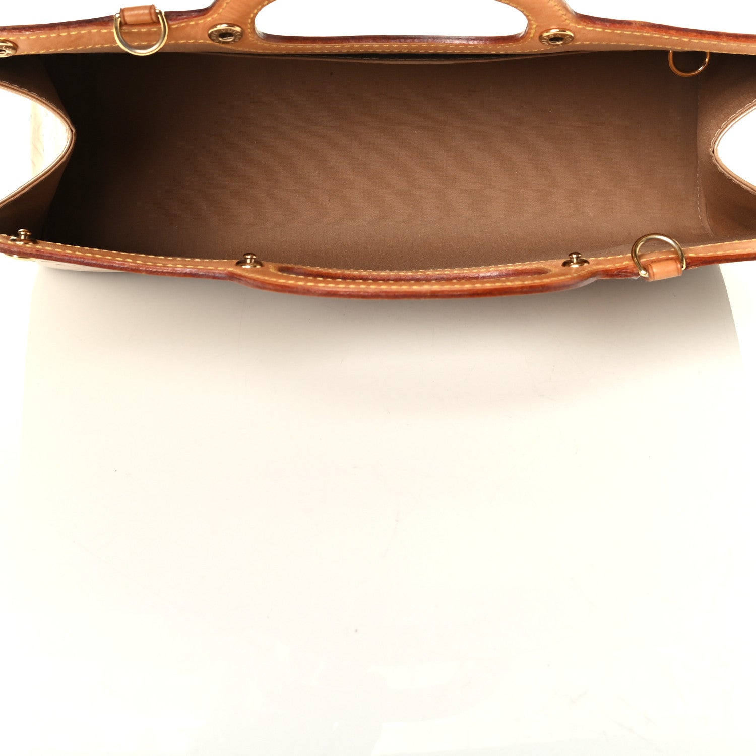 Louis Vuitton Vernis Roxbury Drive Noisette 4 of 7