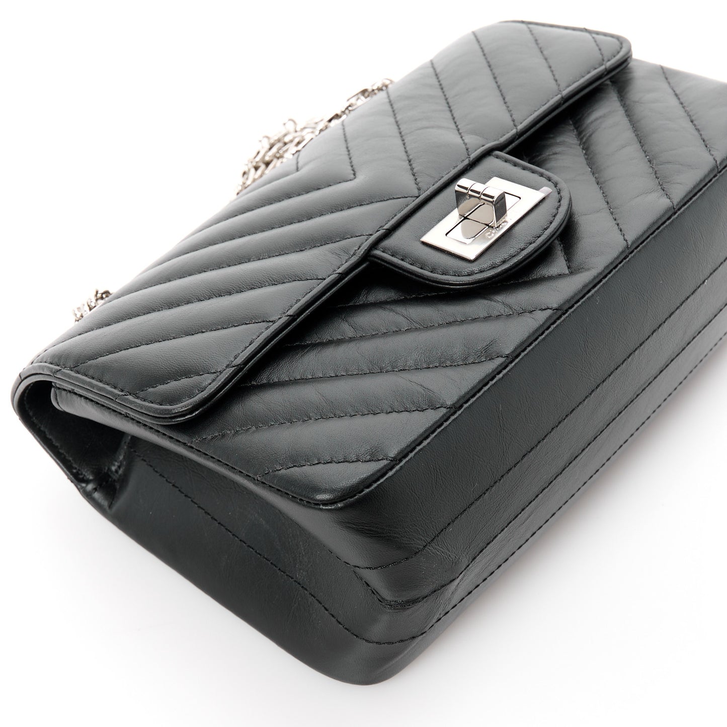 Aged Calfskin Chevron Quilted 2.55 Reissue Mini Flap Black