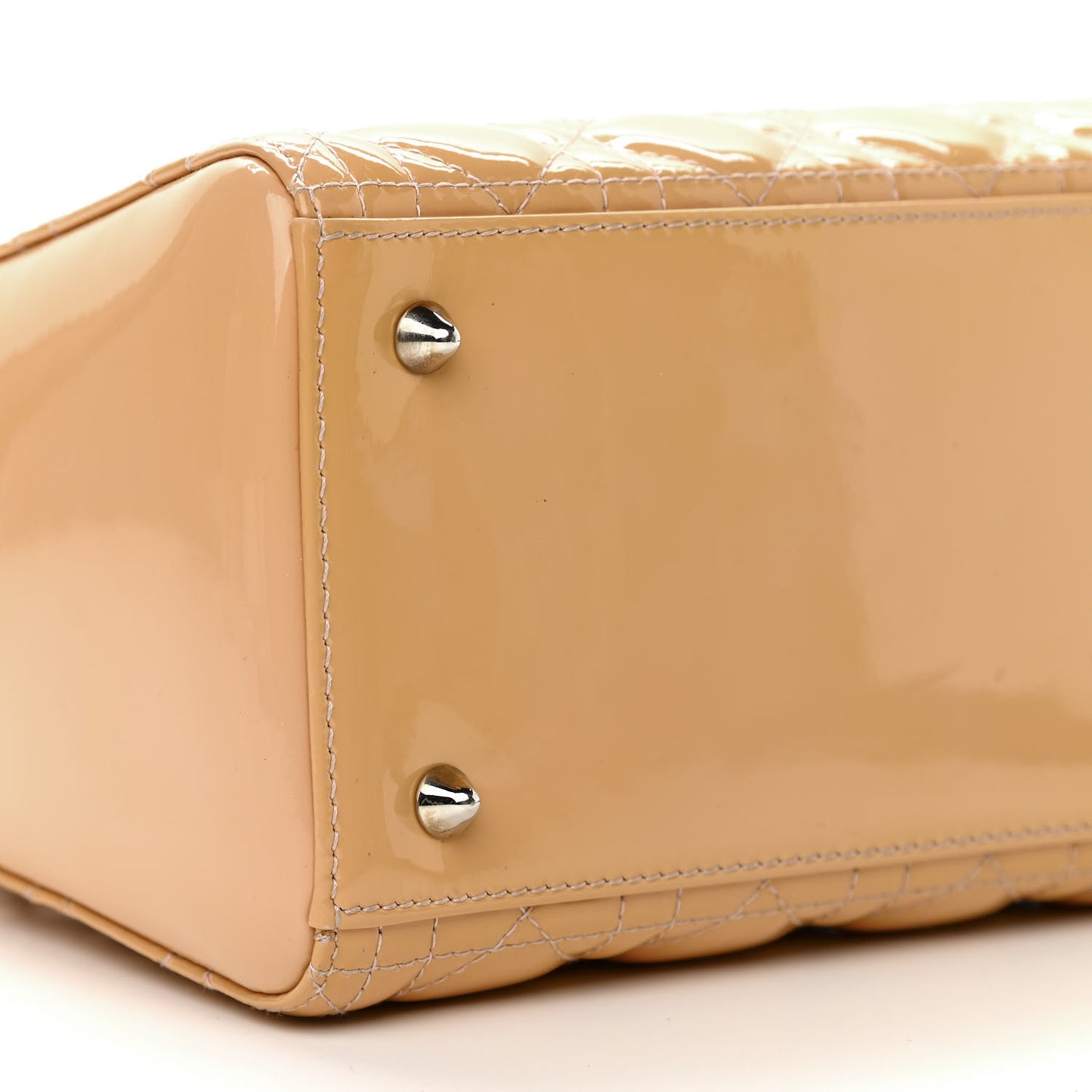 Patent Cannage Medium Lady Dior Beige