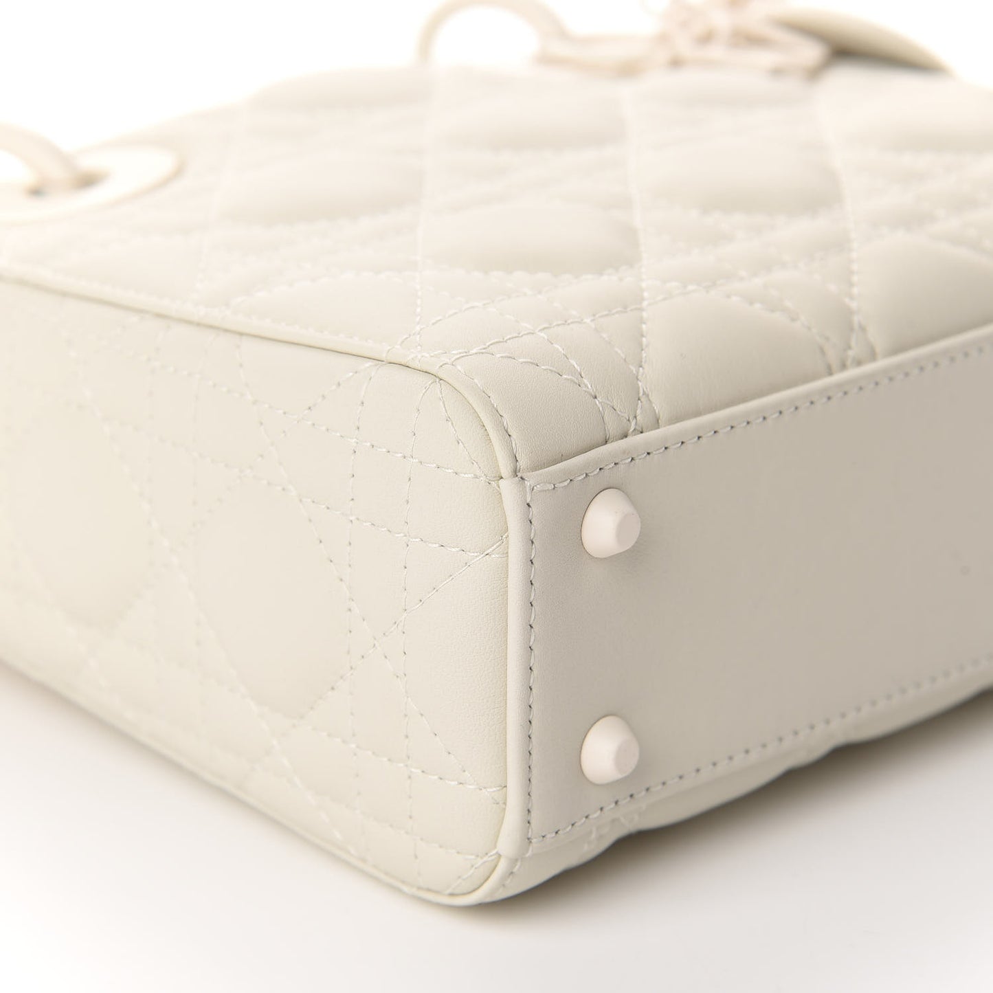 Ultra Matte Calfskin Cannage Mini Lady Dior White