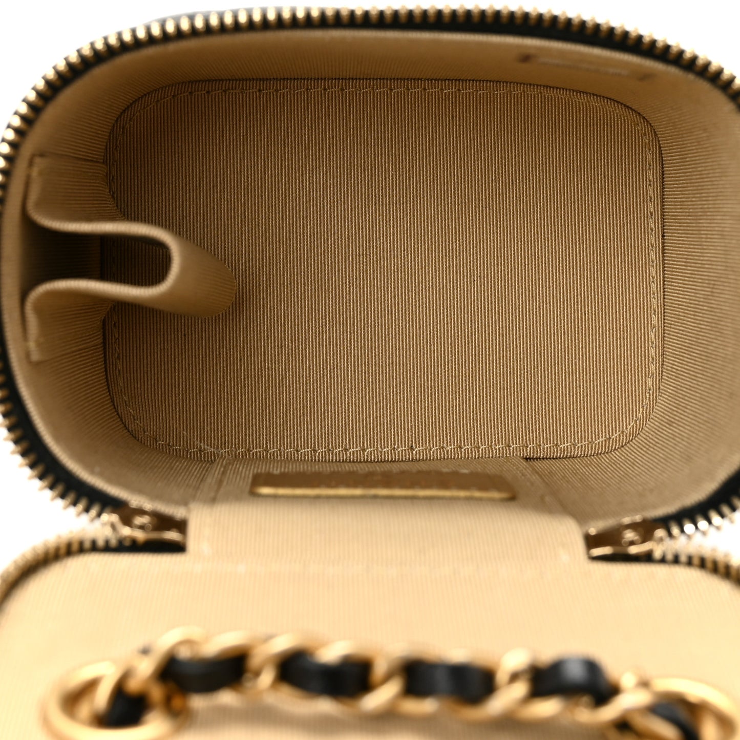 Lambskin Quilted Mini Pearl Crush Vanity Case With Chain Black