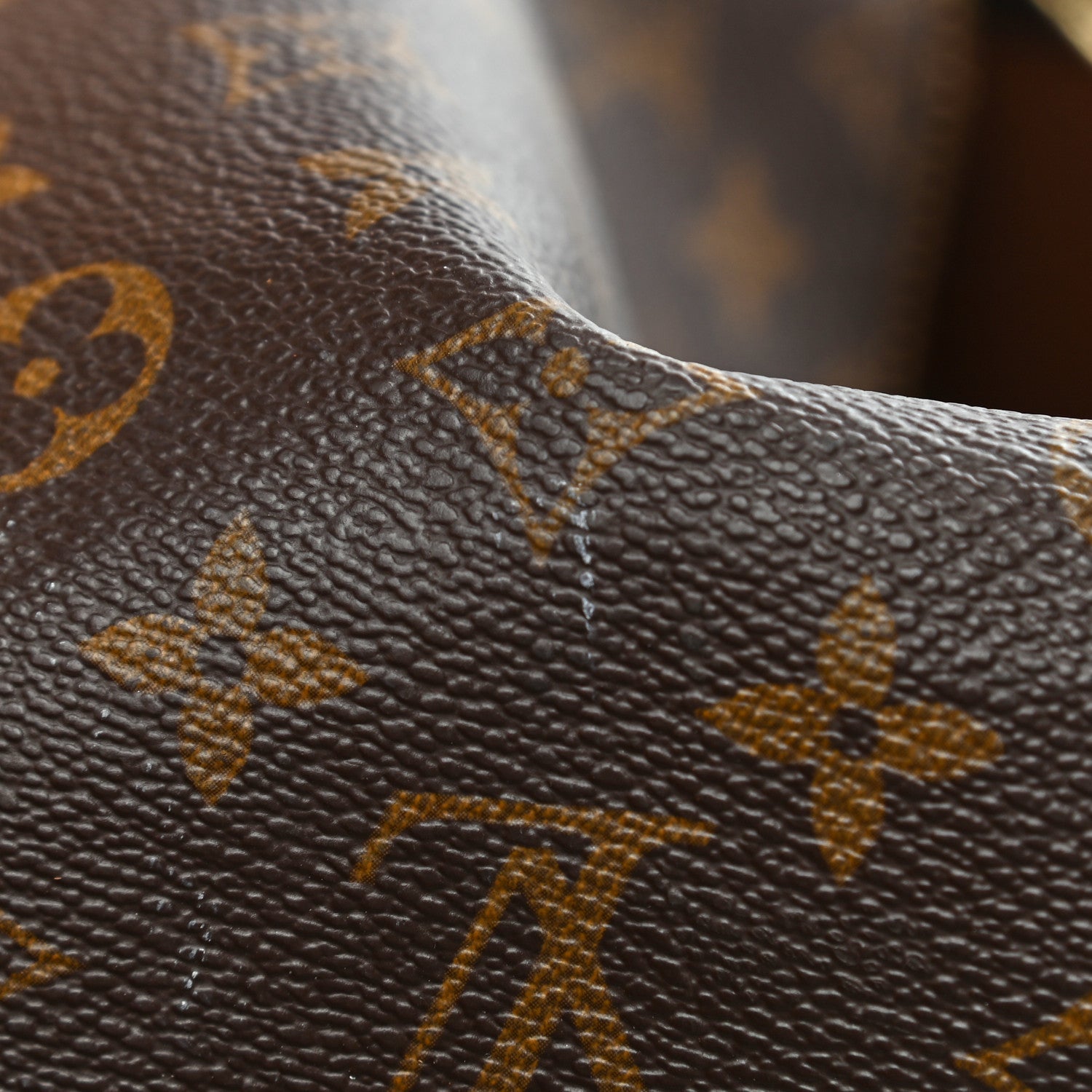 Louis Vuitton Monogram Keepall 55 15 of 21
