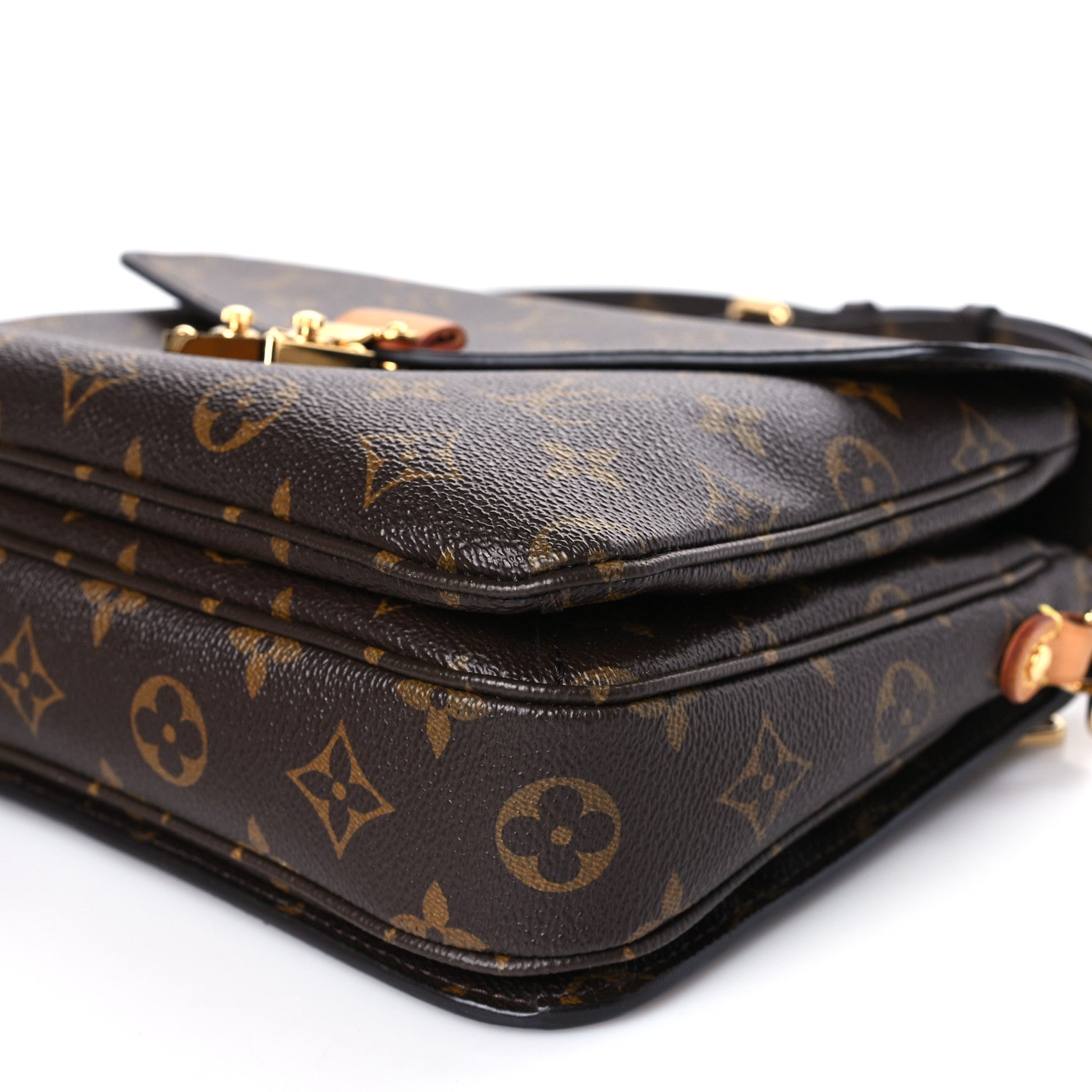 Louis Vuitton Monogram Pochette Metis 8 of 8