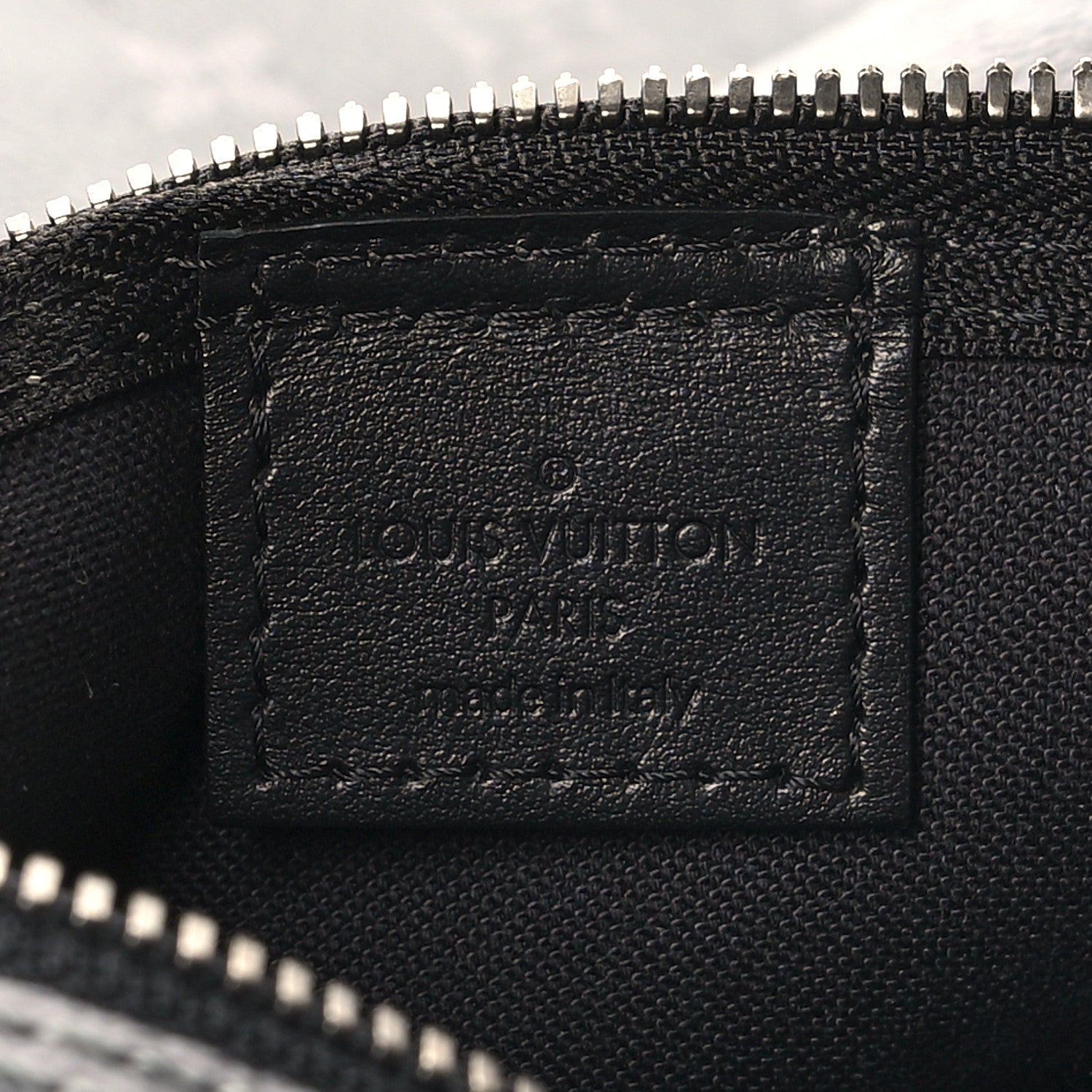 Louis Vuitton Monogram Eclipse Cabas Zippe GM Black 6 of 14
