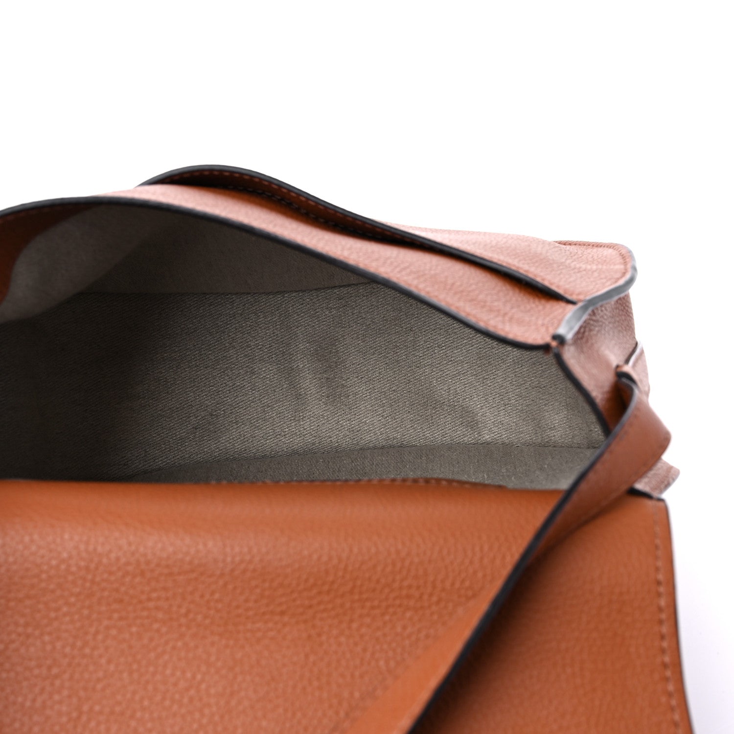Chloe Calfskin Medium Marcie Round Crossbody Bag Tan 5 of 10