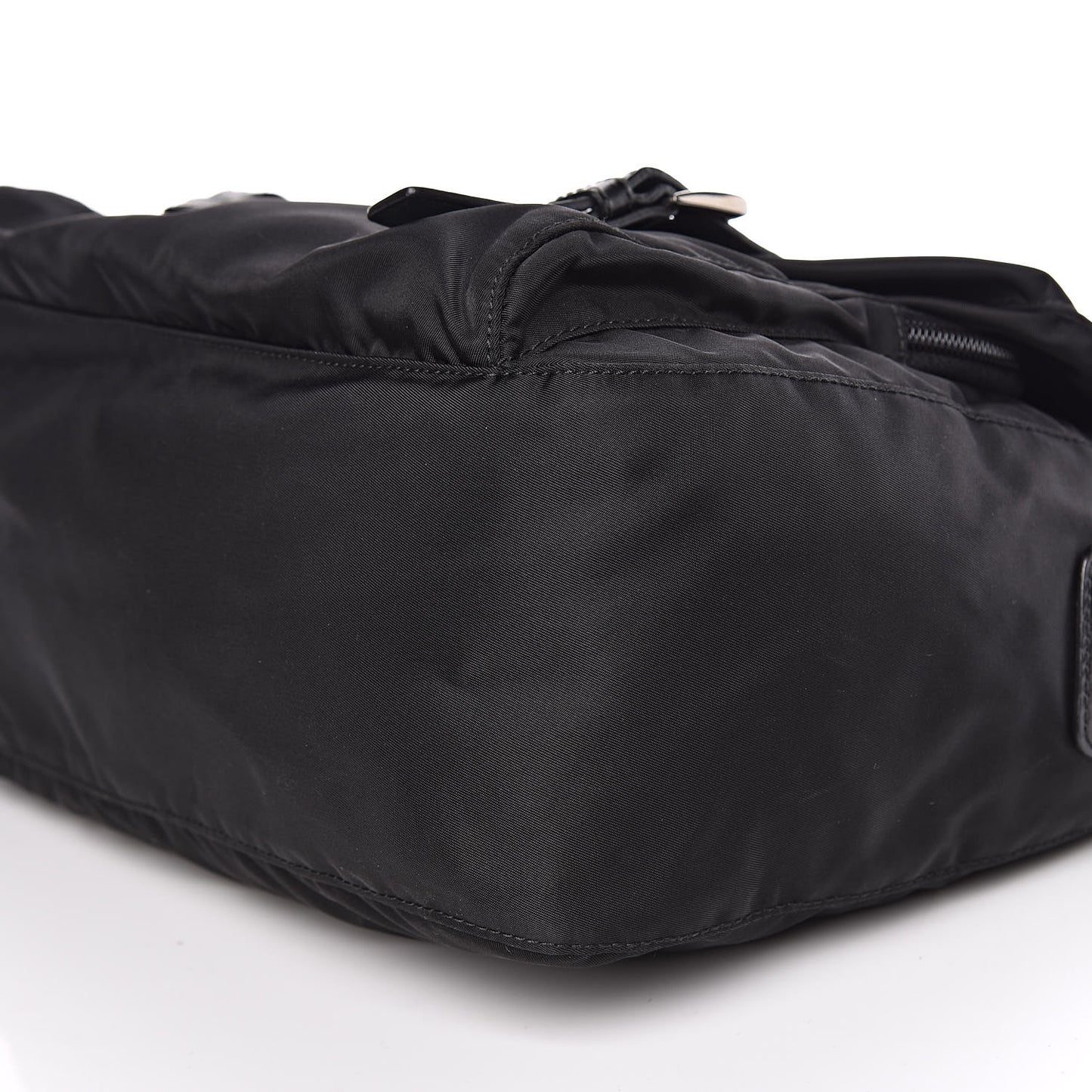 Nylon Vela Messenger Bag Black