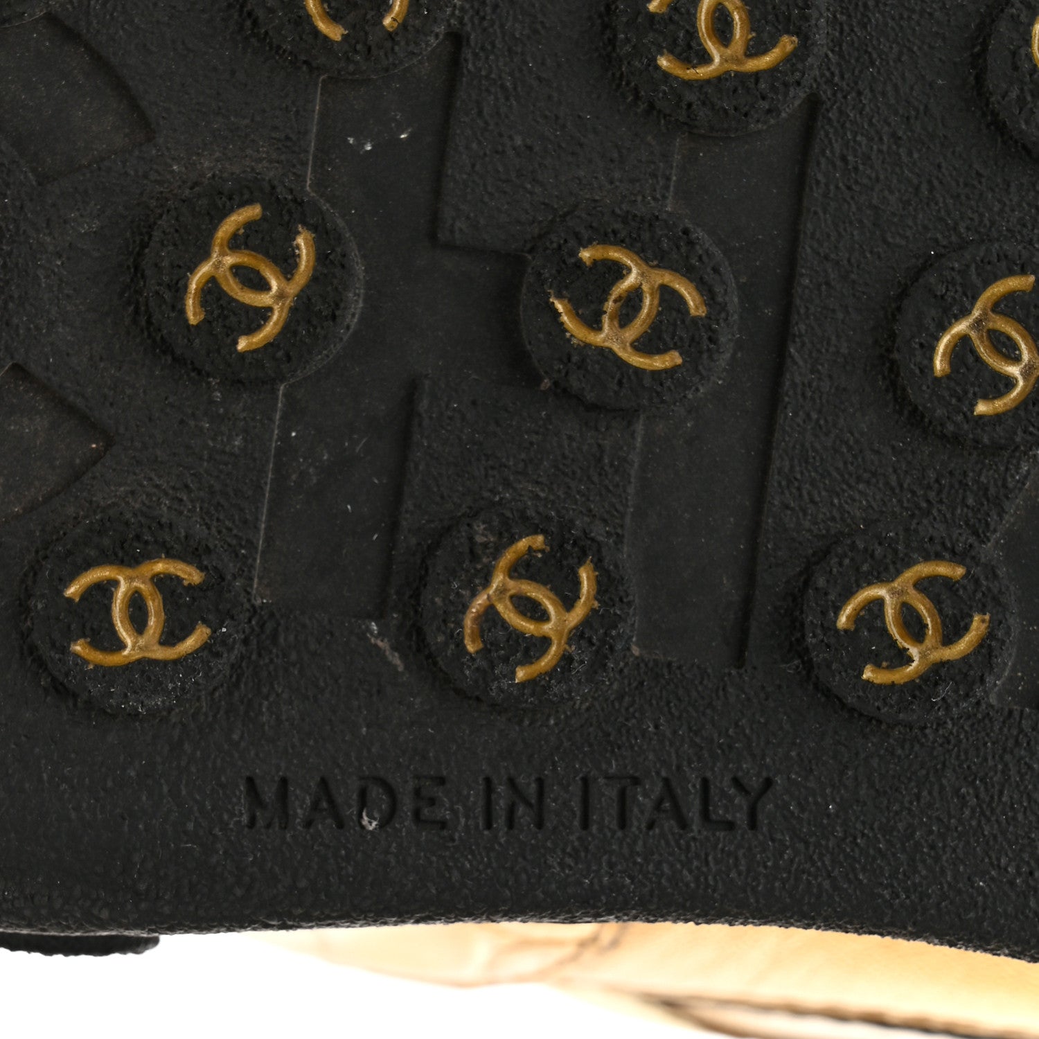 Chanel Metallic Satin Finish CC Womens Sneakers 40 Gold 8 of 9