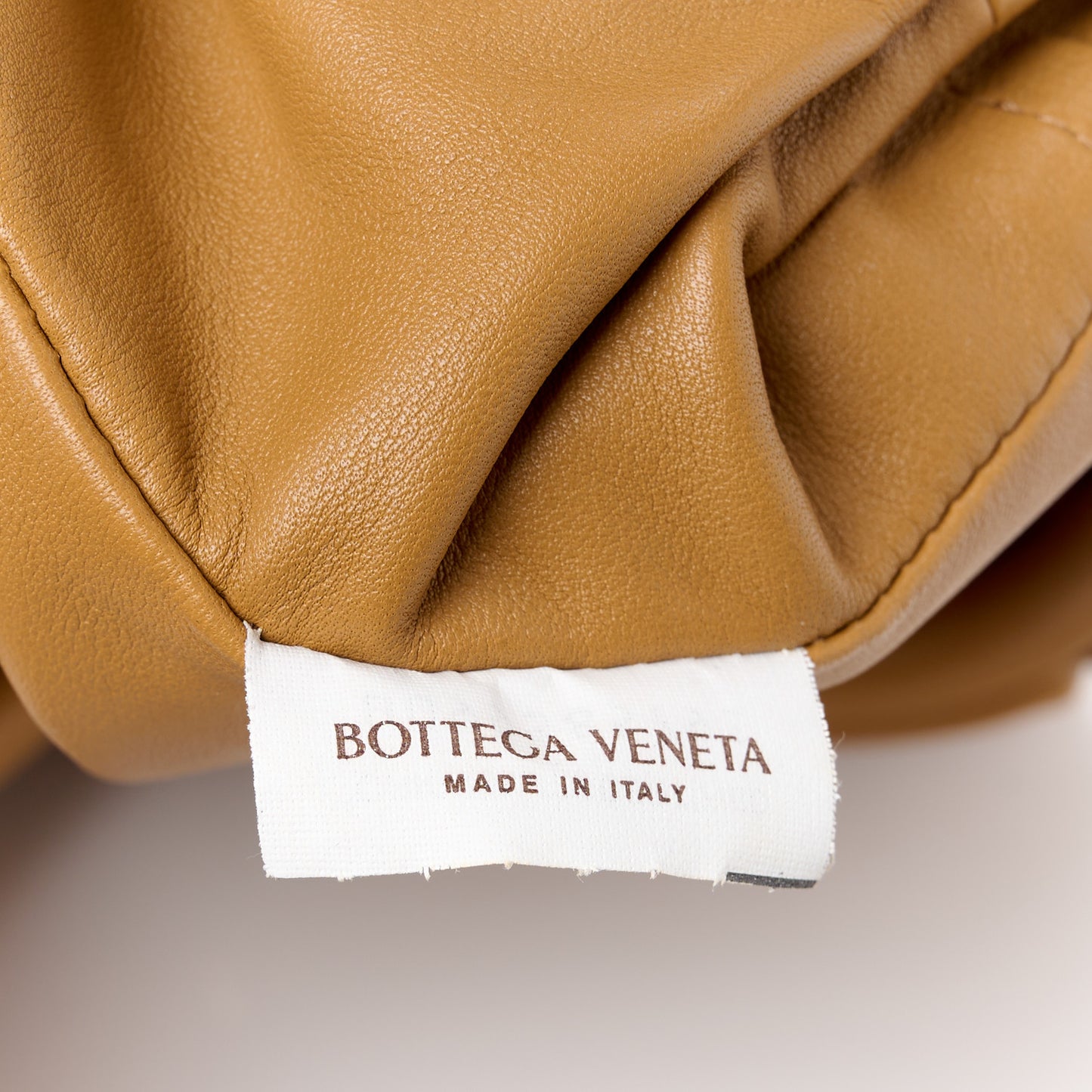 Calfskin Teen Pouch Caramel