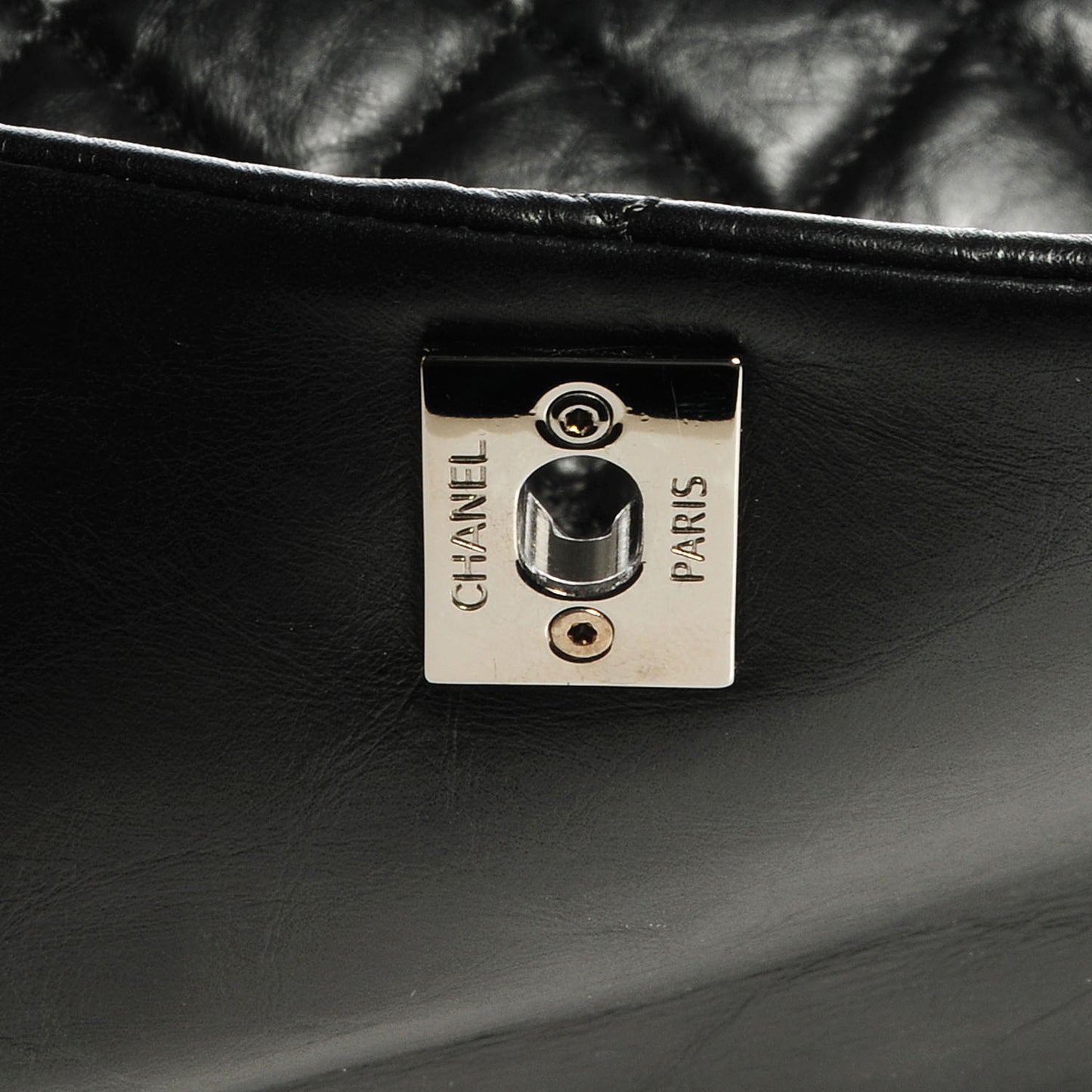 Calfskin Medium Lady Pearly Flap Black