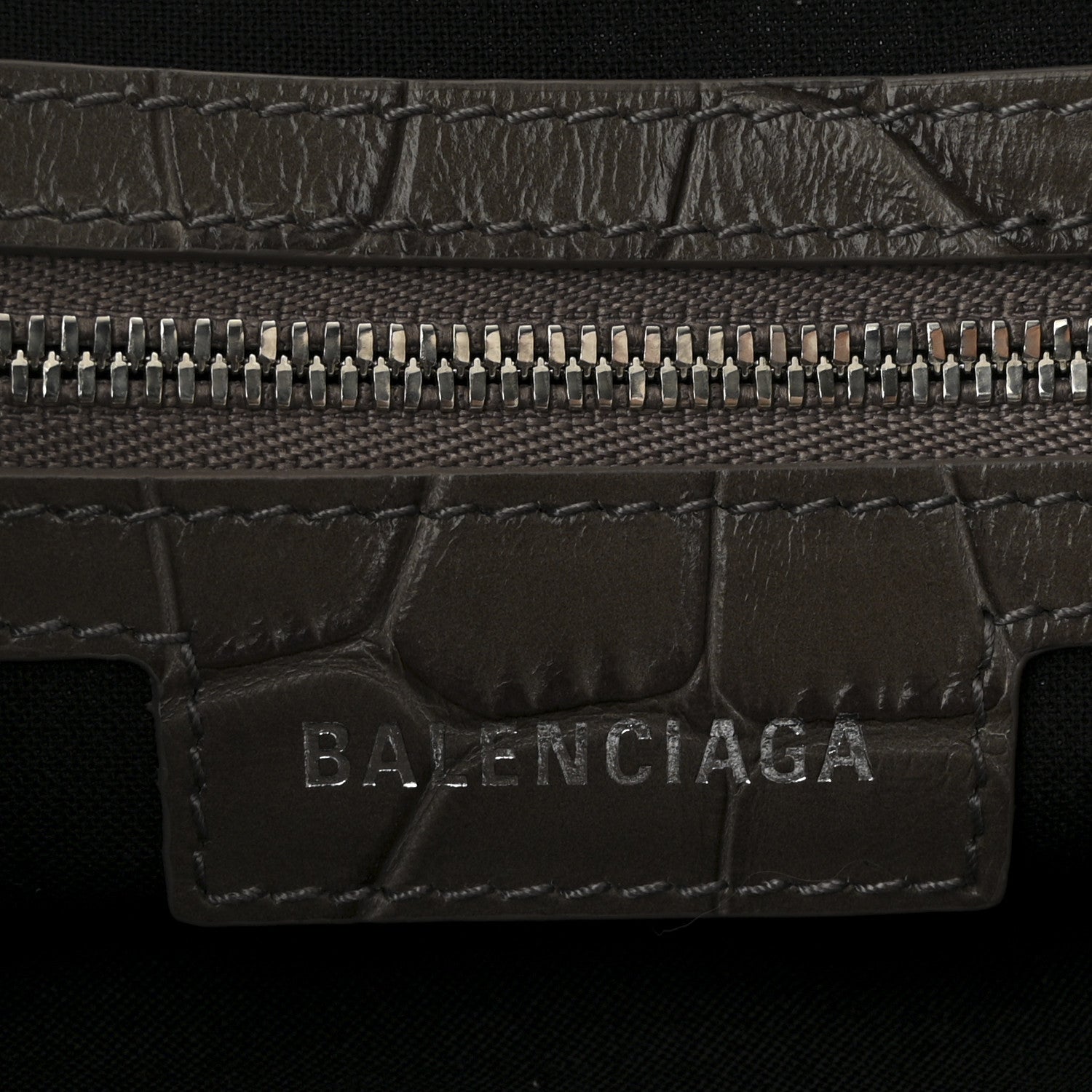Balenciaga Extra Supple Calfskin Crocodile Embossed Medium Le Cagole Shoulder Bag Medium Grey 7 of 11
