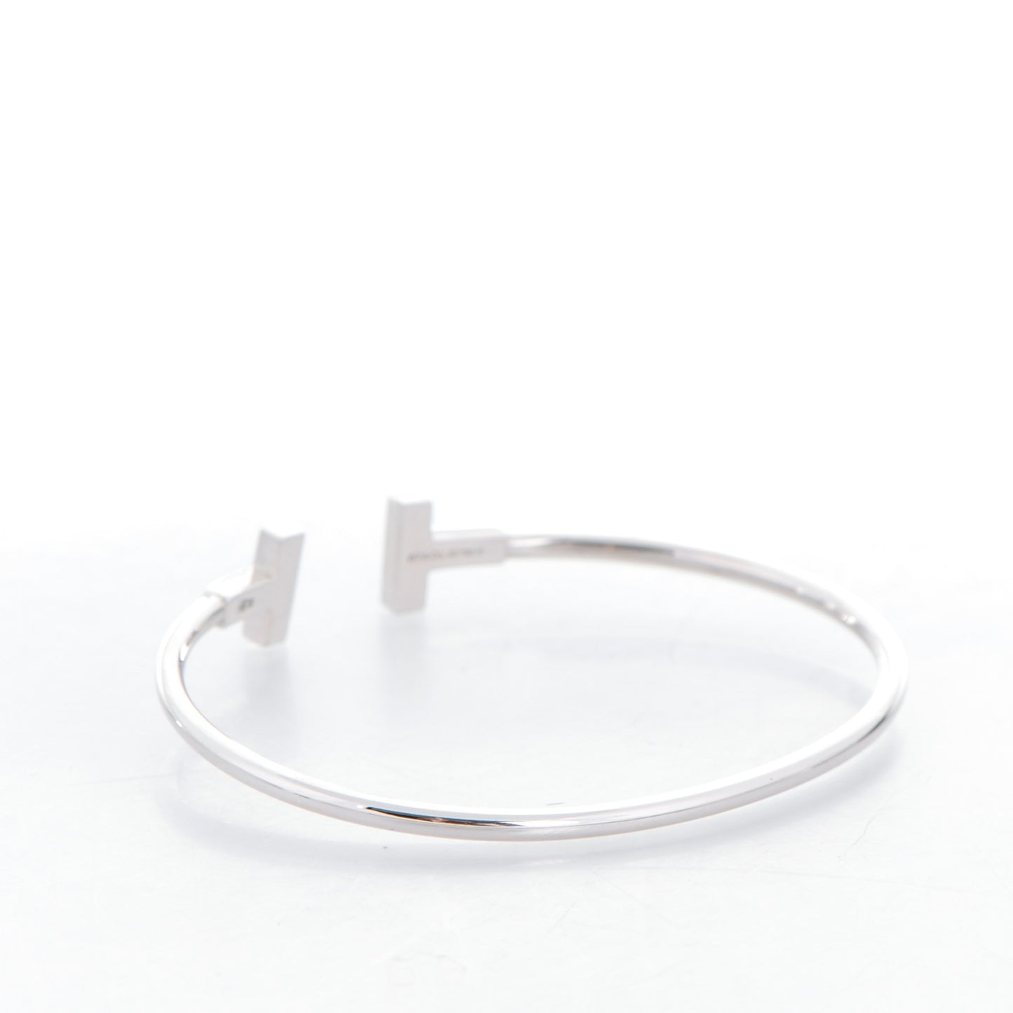 18K White Gold Diamond T Wire Bracelet