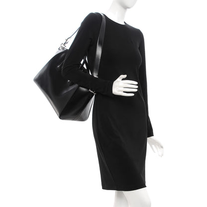Givenchy Shiny Lord Calfskin Medium Antigona Black 2 of 9