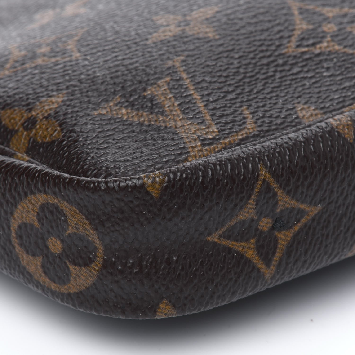 Louis Vuitton Monogram Pochette Accessories 10 of 22
